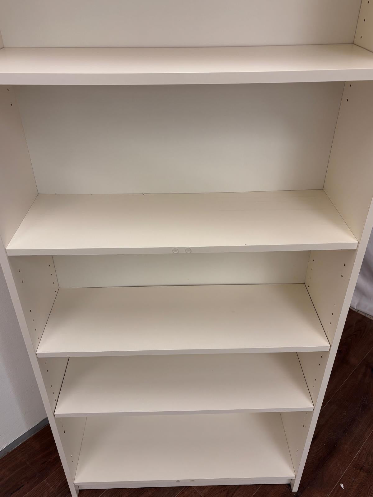 Ikea BILLY
Kirjahylly, valkoinen, 80x28x202 cm Kalustori