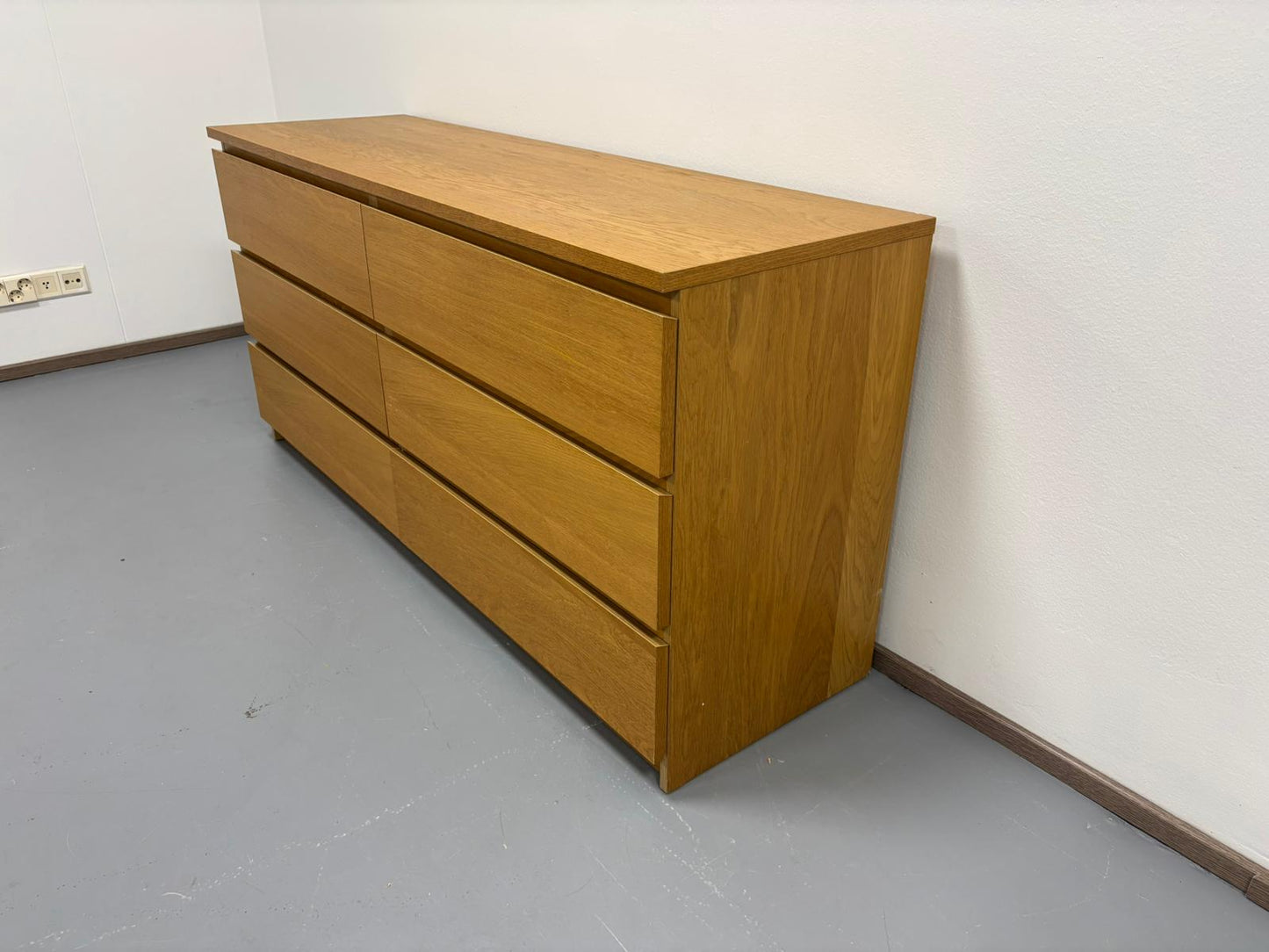 Ikea Malm Lipasto