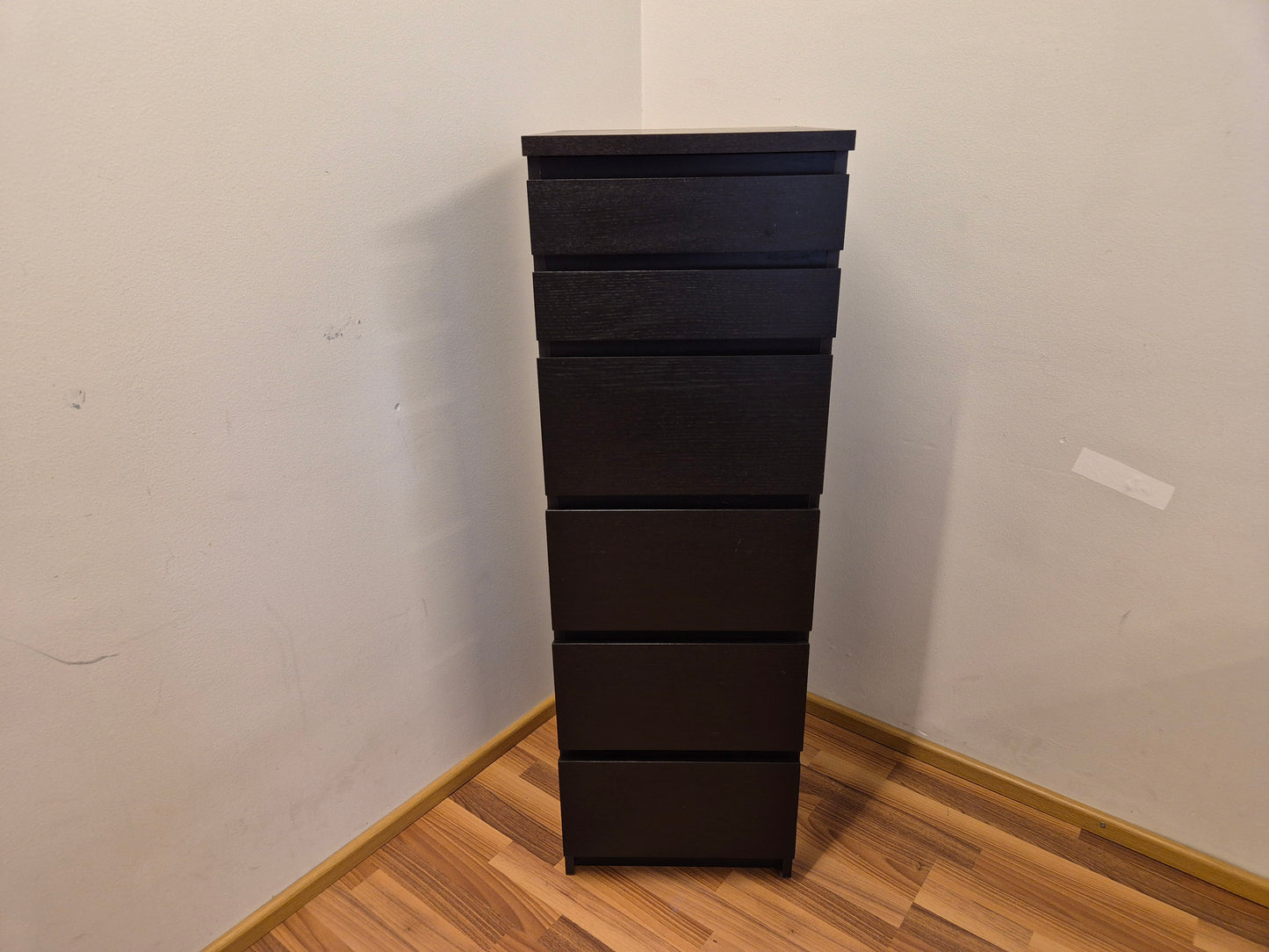 Ikea Peilillä Malm Lipasto