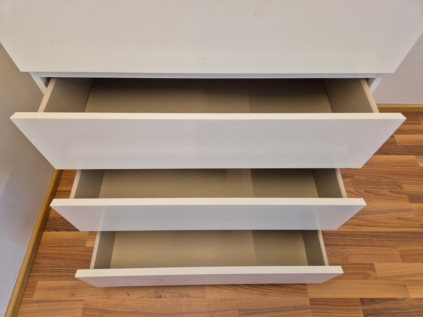 Ikea Malm Lipasto
