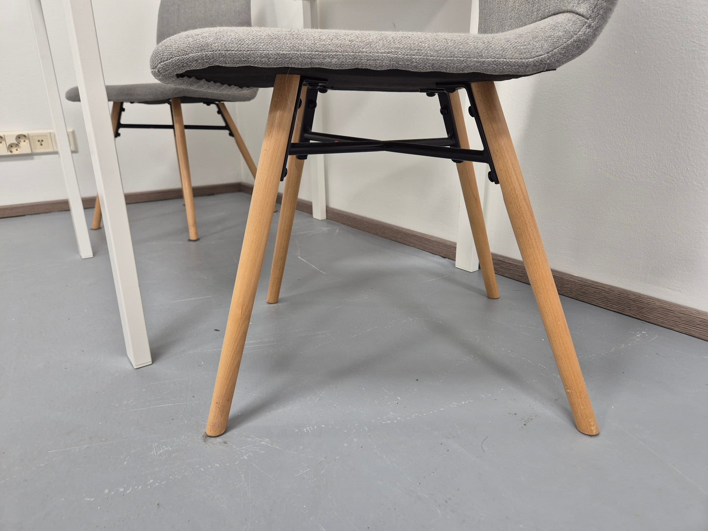Ikea Melltorp Ruokapöytä ja 2 Tuoli
