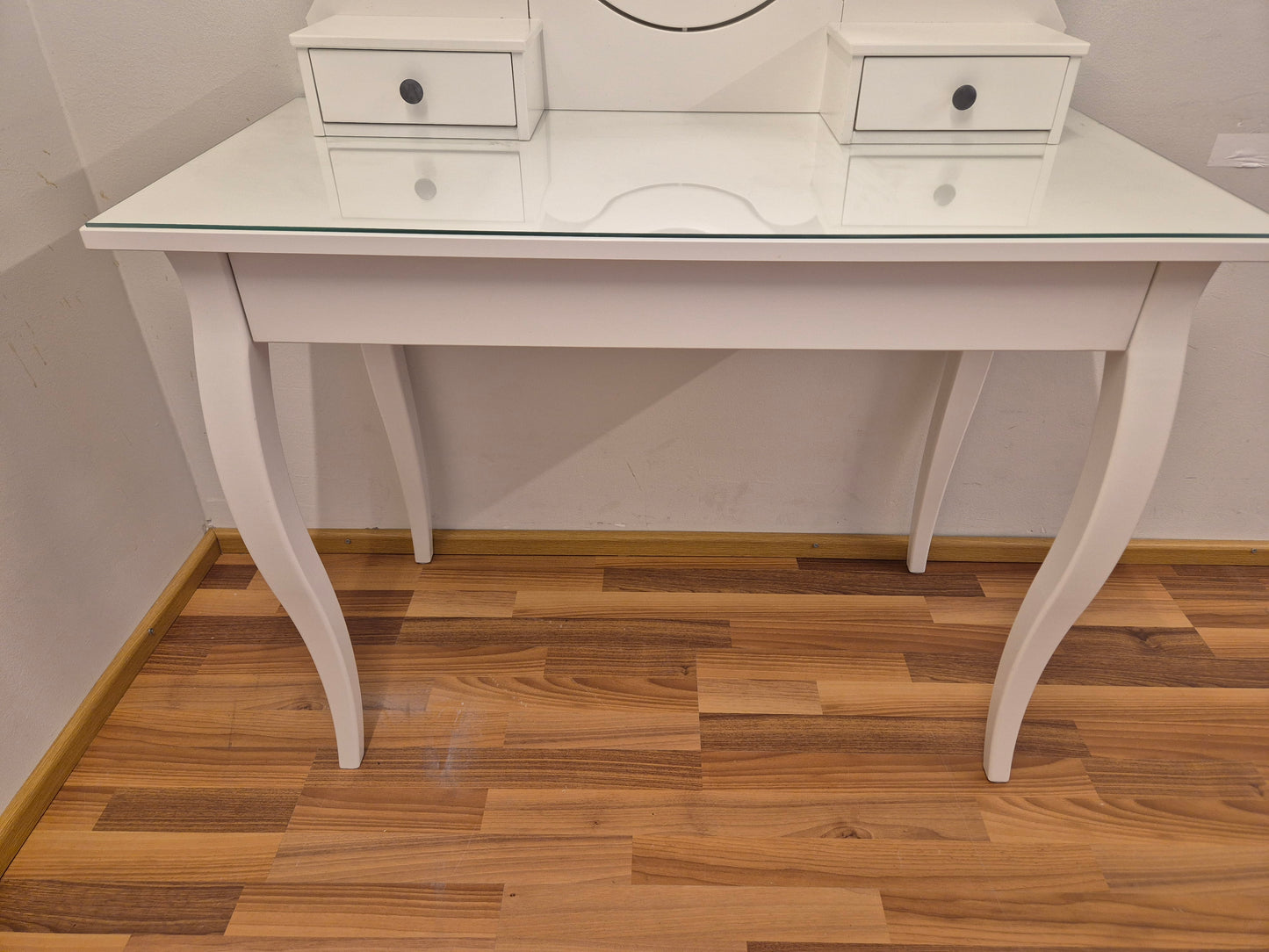 Ikea Hemnes Meikkippöytä/Kampauspöytä