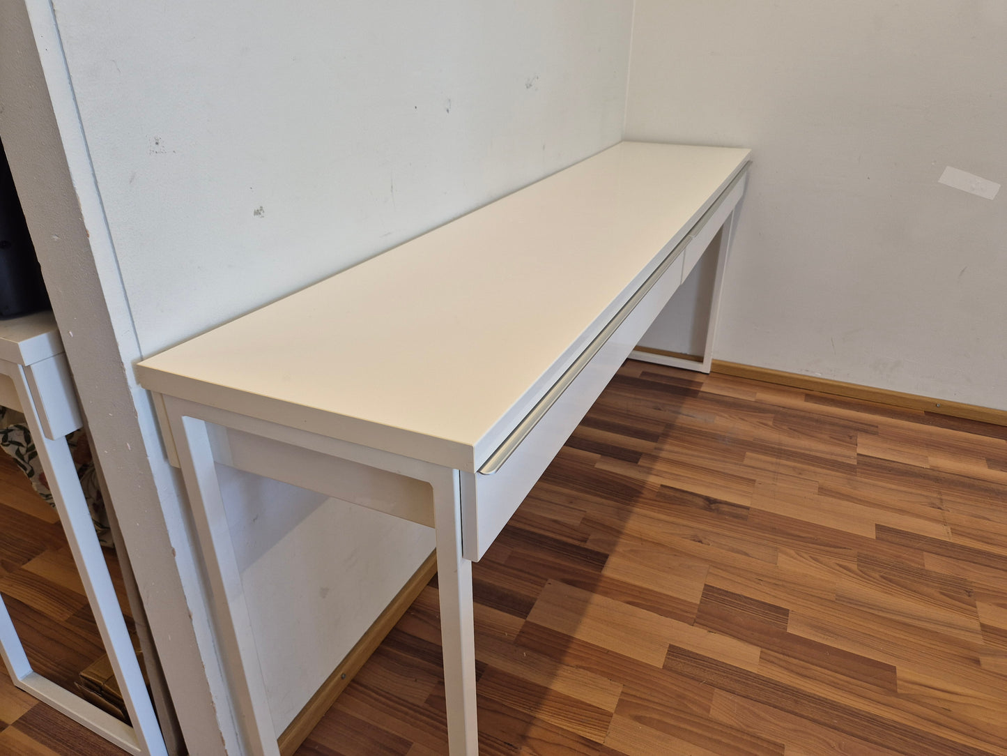 Ikea Bestå Burs työpöytä