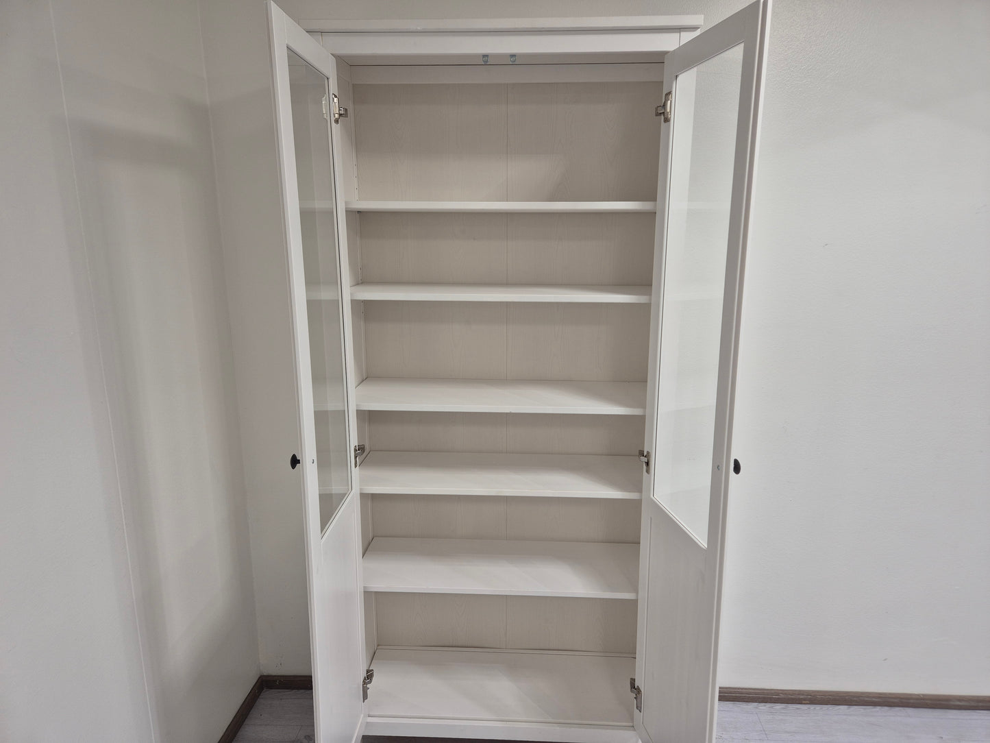 Ikea Hemnes Vitriinikaappi Kalustori