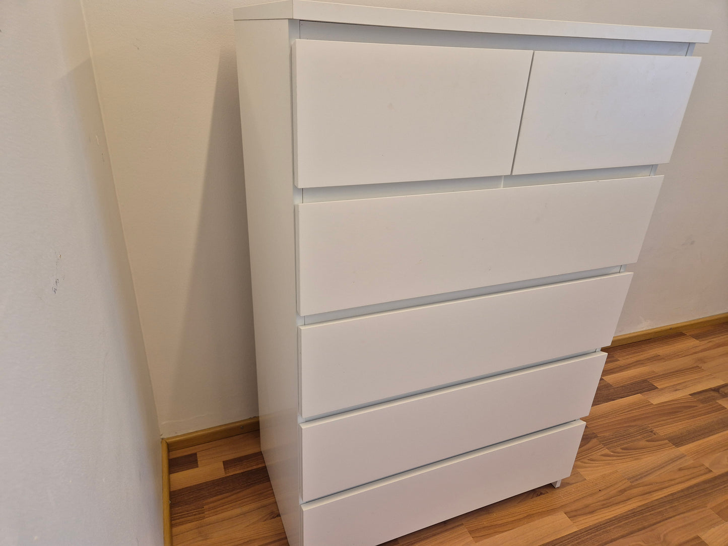 Ikea Malm Lipasto