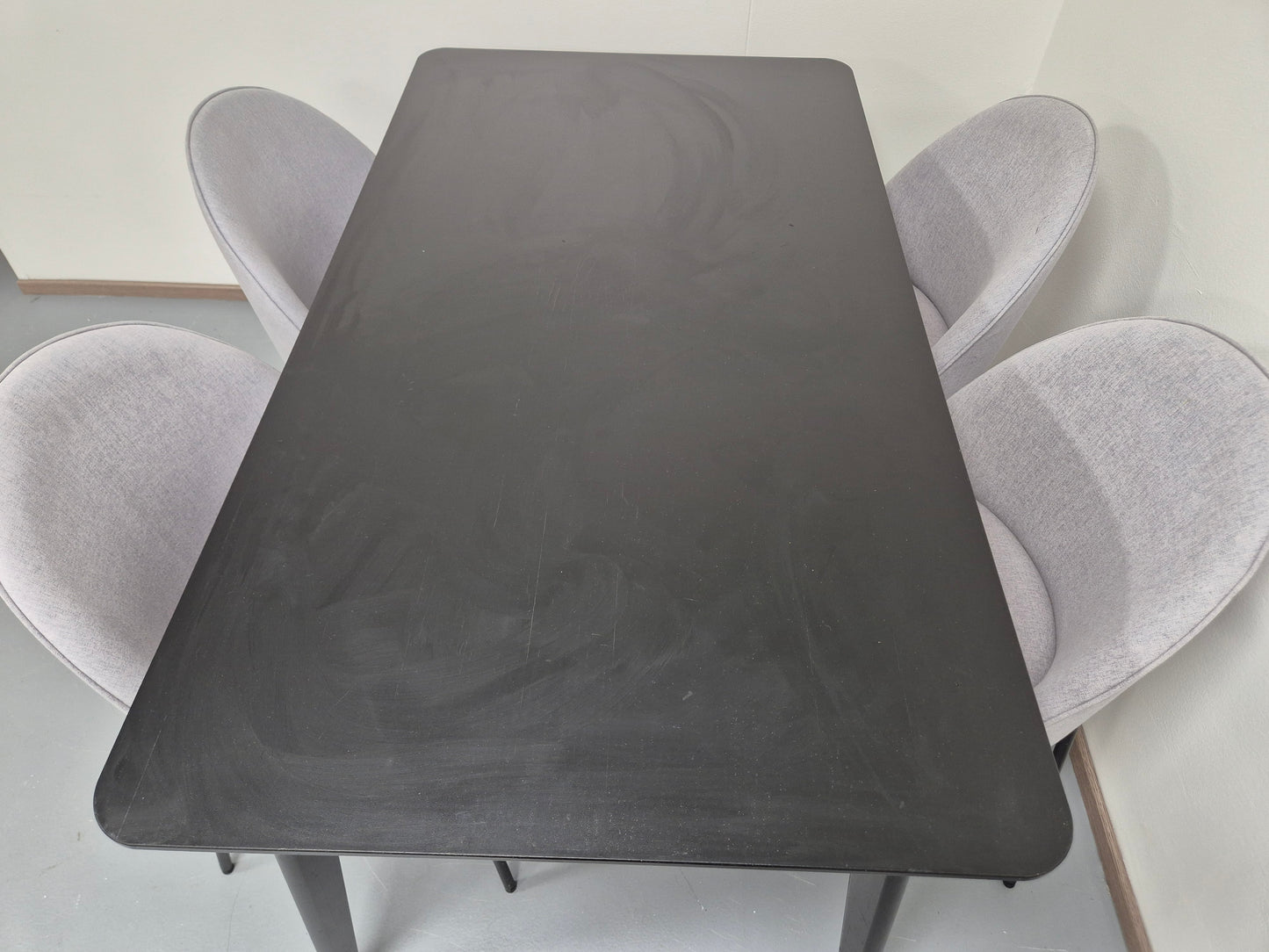 Ikea LISABO Ruokapöytä ja 4 Tuolia