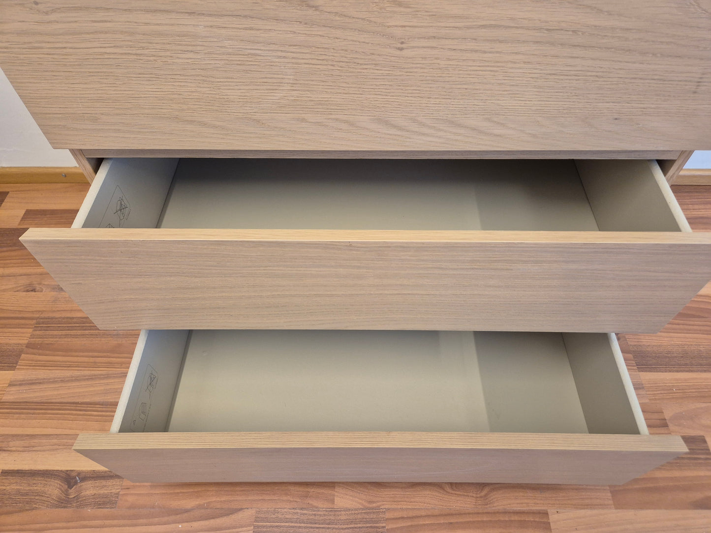 Ikea Malm Lipasto