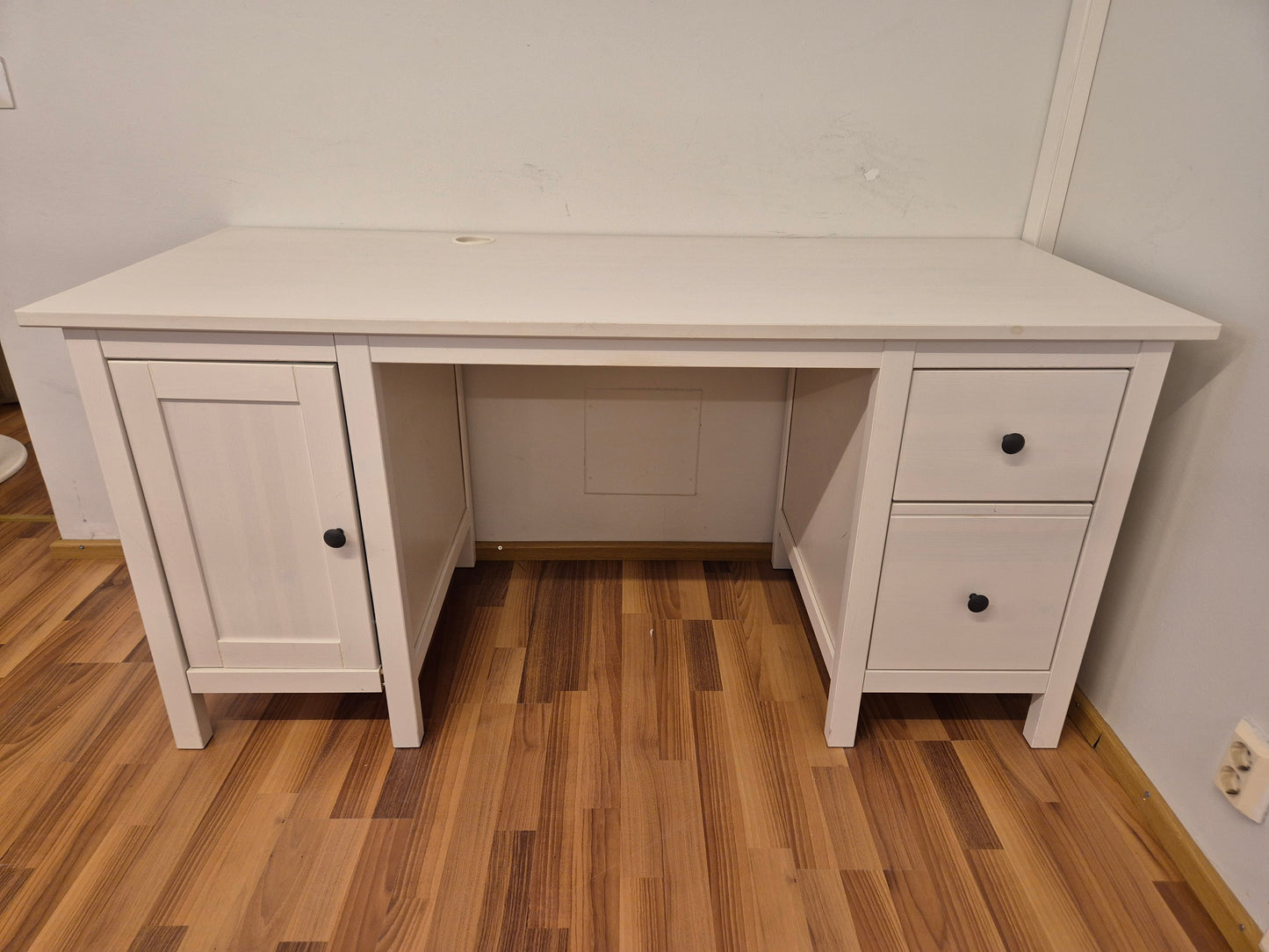 Ikea Hemnes Työpöytä