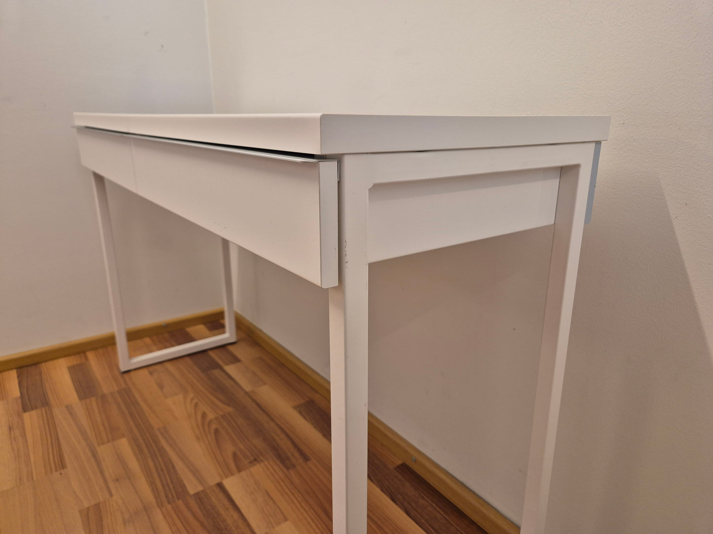 Ikea Bestå Burs Työpöytä 120x40 cm