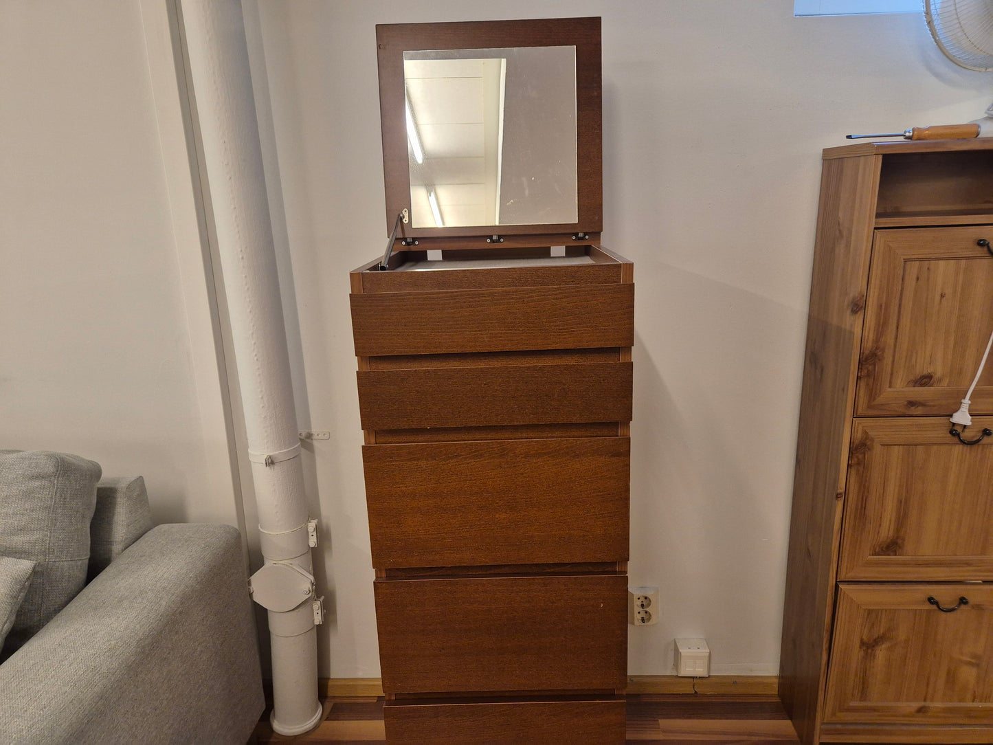 Ikea Malm Lipasto