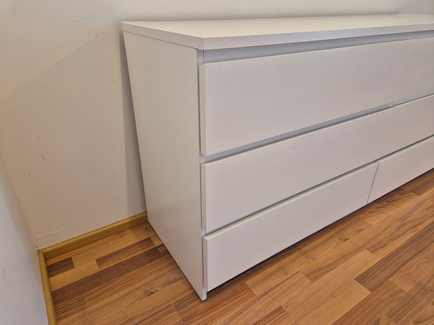 Ikea Malm Lipasto