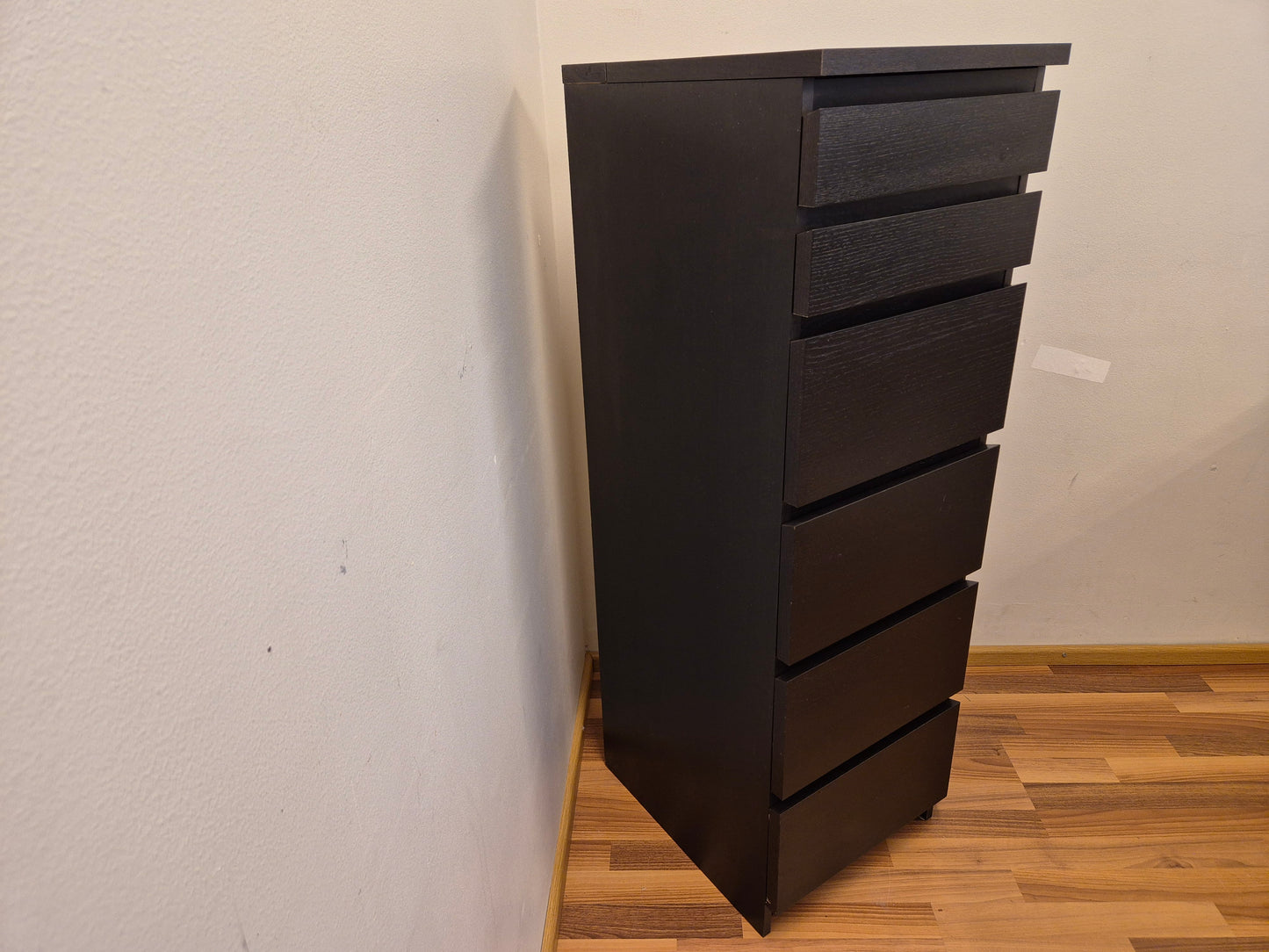 Ikea Peilillä Malm Lipasto