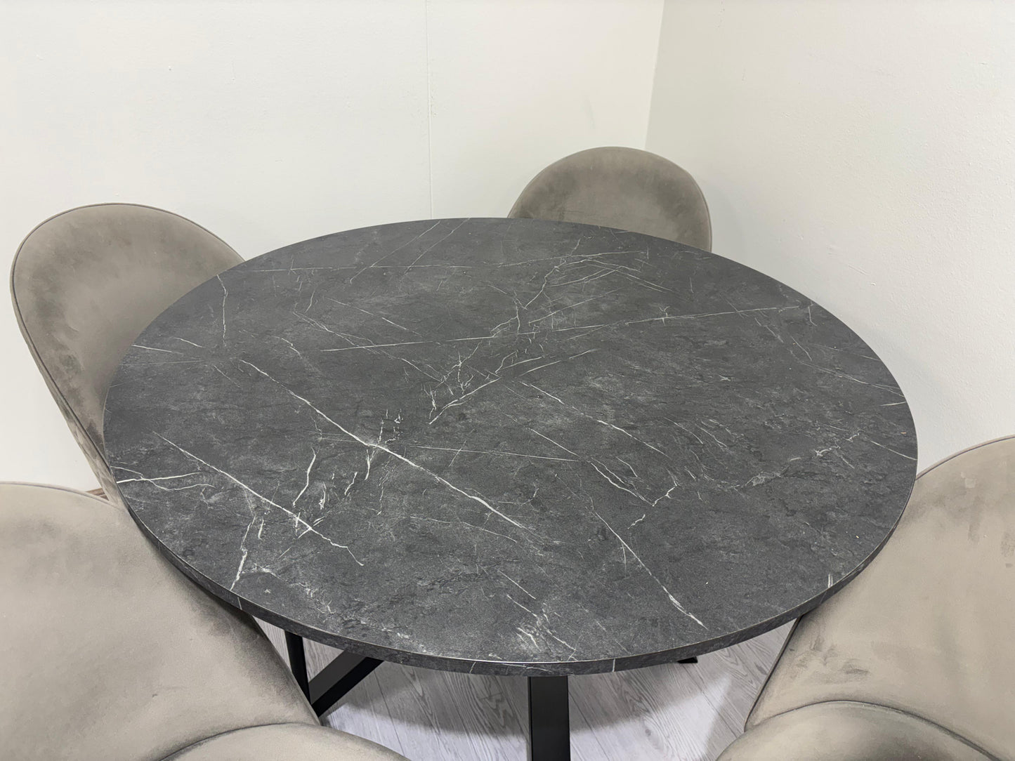 Ikea MARIEDAMM Rokapöytä ja 4 Ikea MARIEDAMMRuokapöydän Tuolia Kalustori