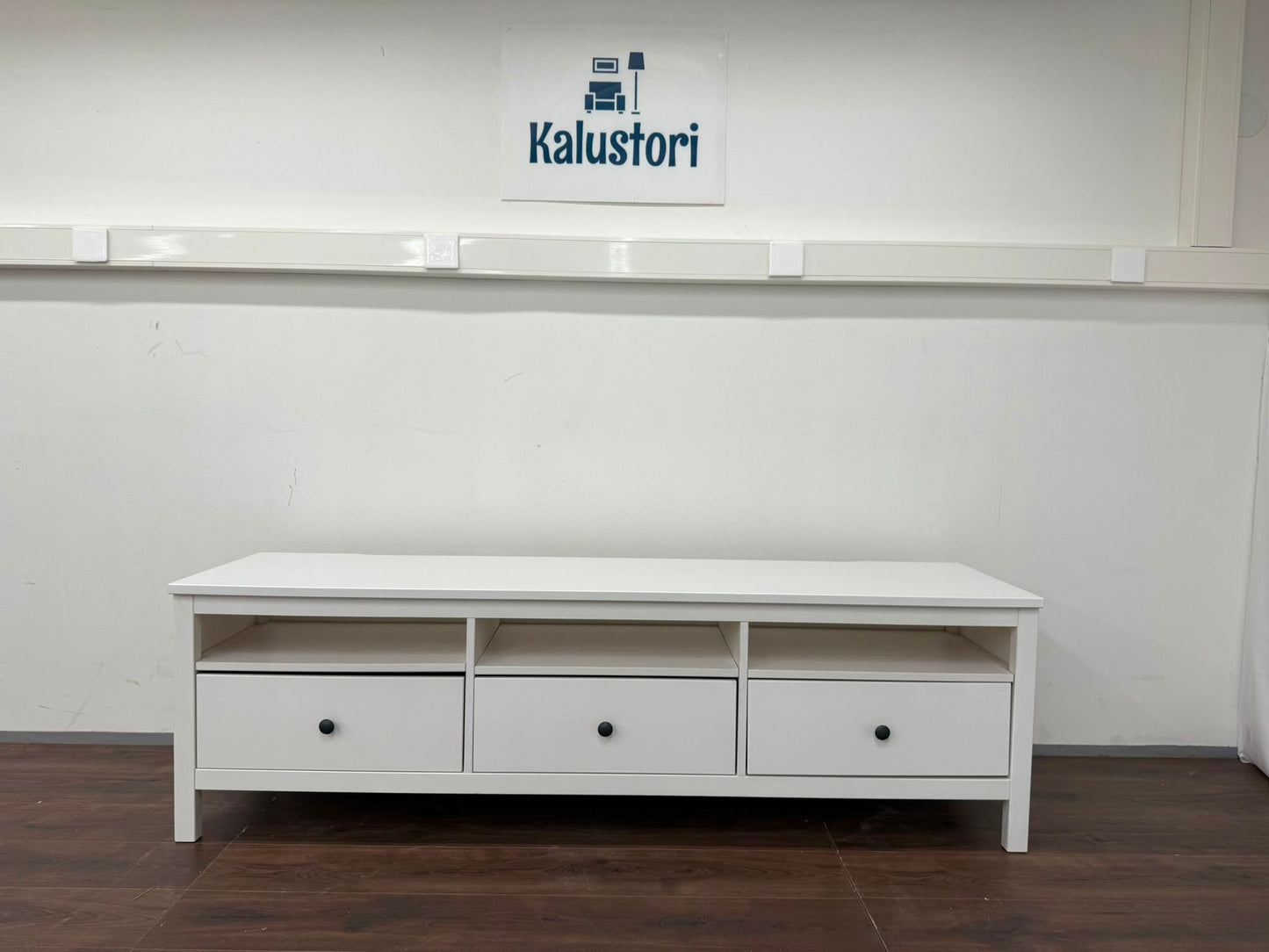 H Kalustori