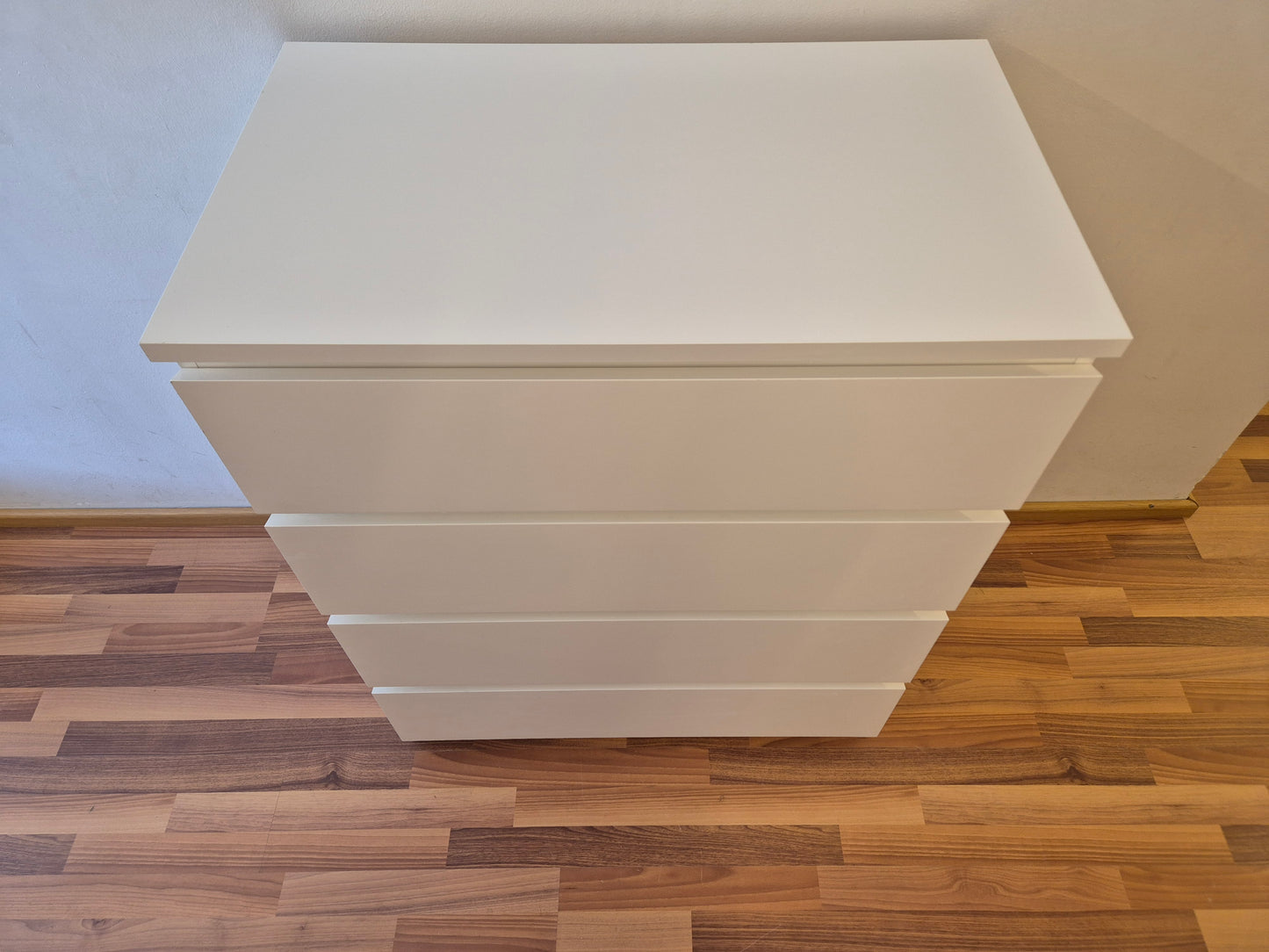Ikea Malm Lipasto
