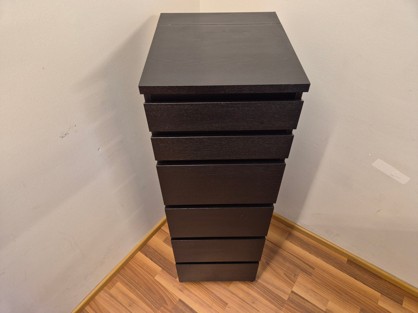Ikea Peilillä Malm Lipasto