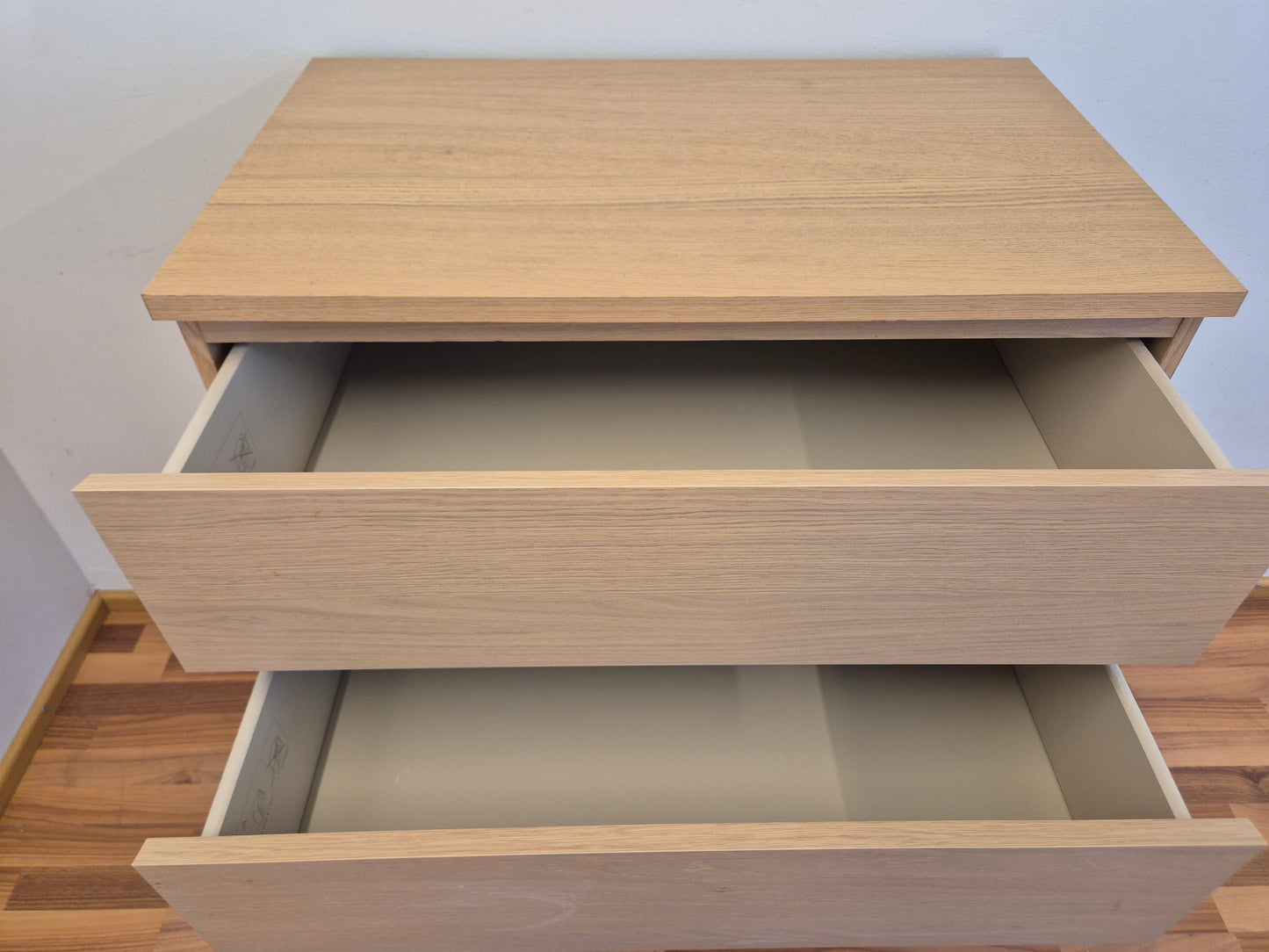 Ikea Malm Lipasto