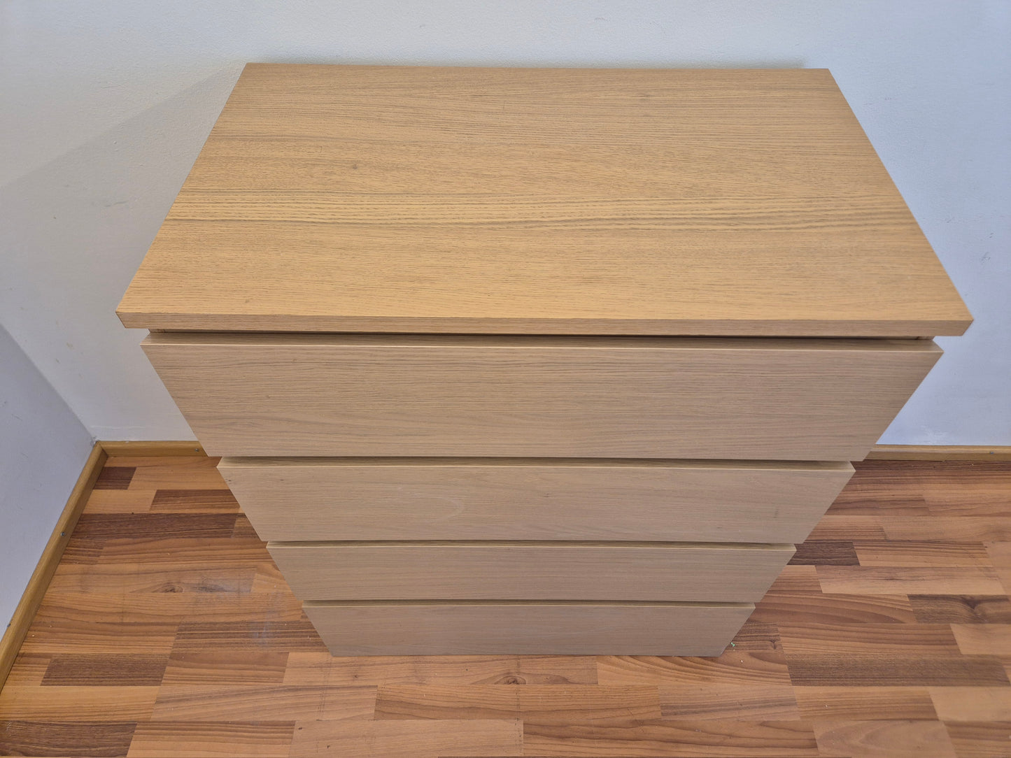Ikea Malm Lipasto