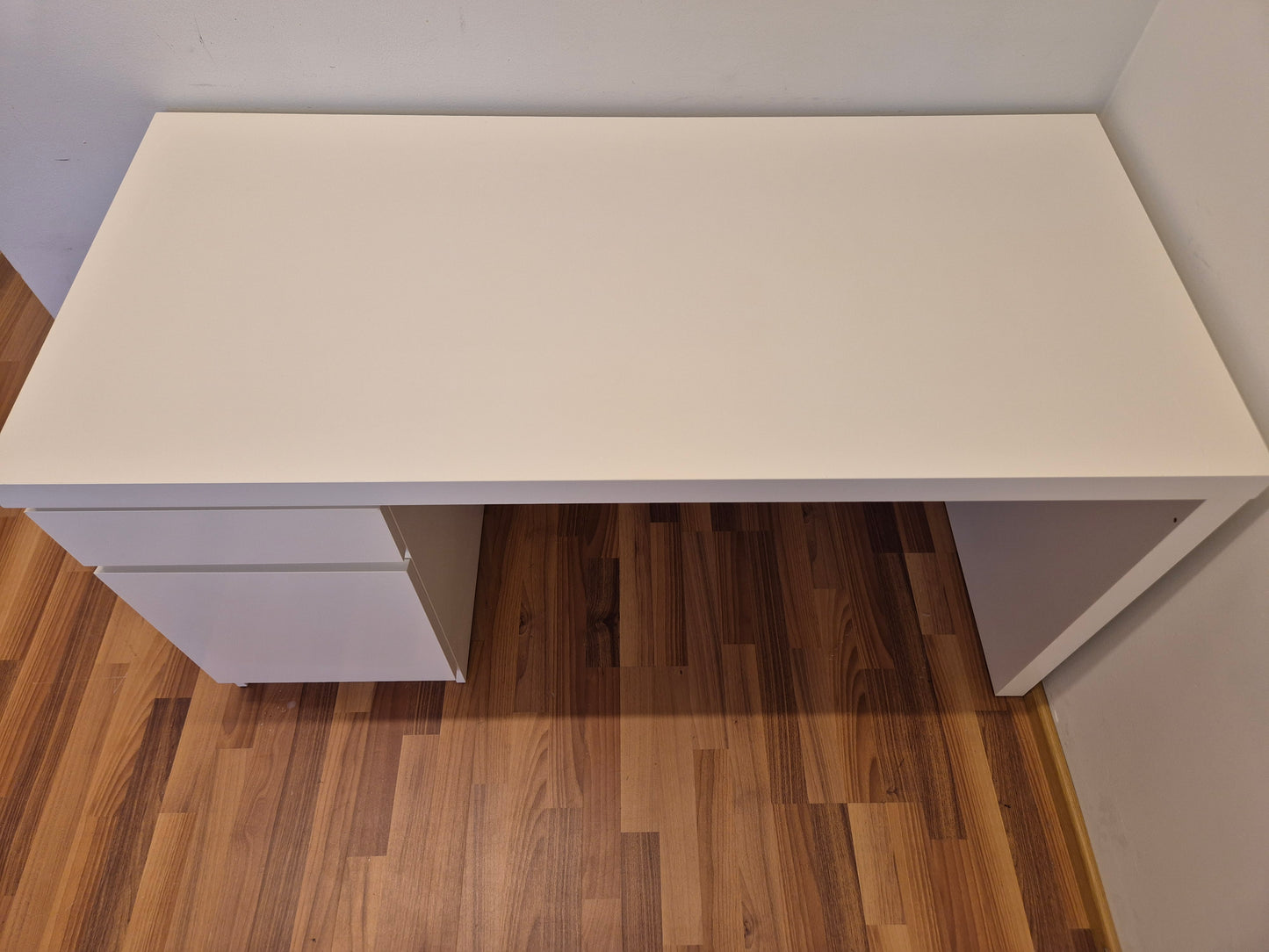 Ikea Malm Työpöytä