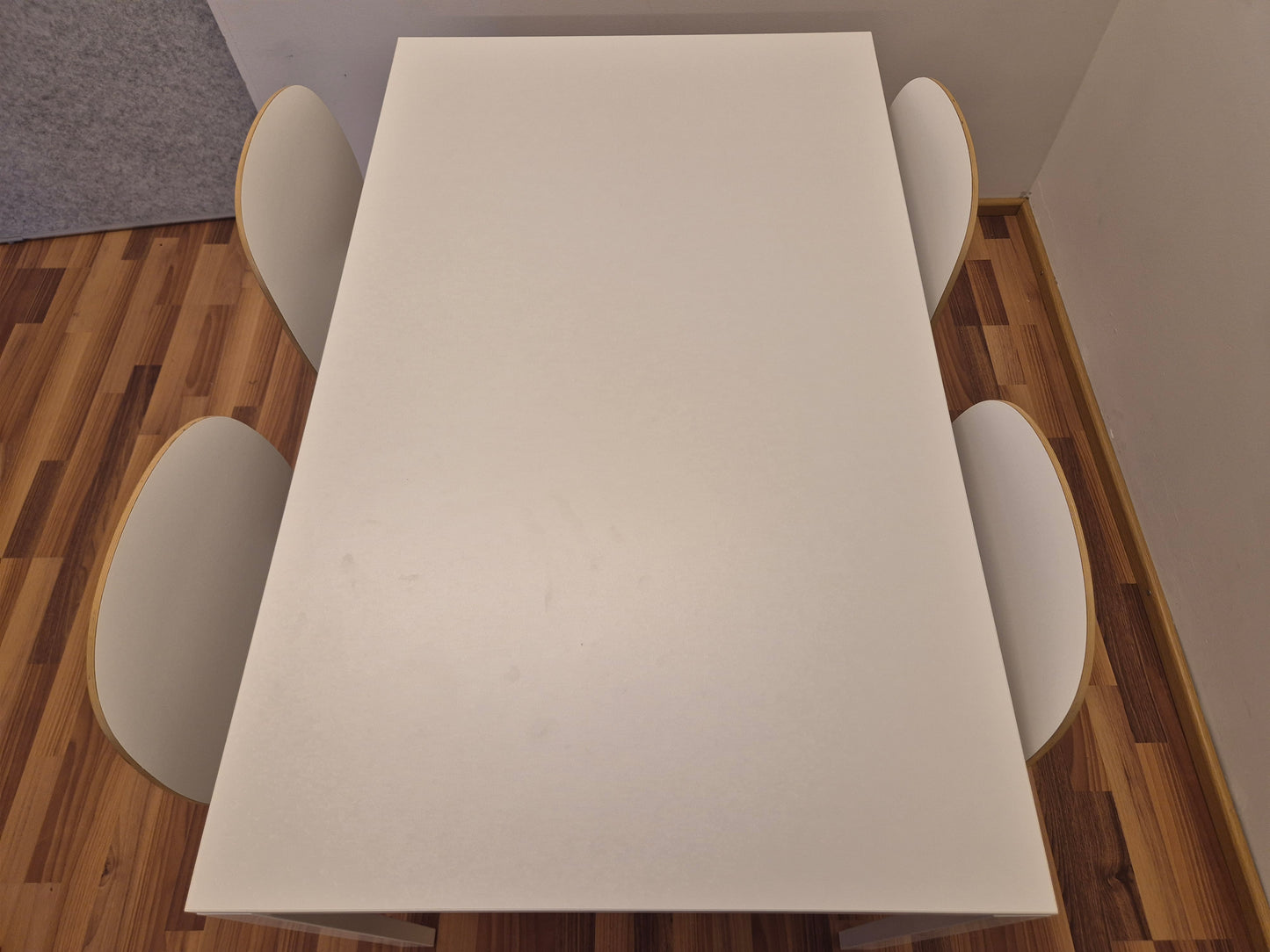 Ikea Melltrop Pöytä ja 4 Tuolia