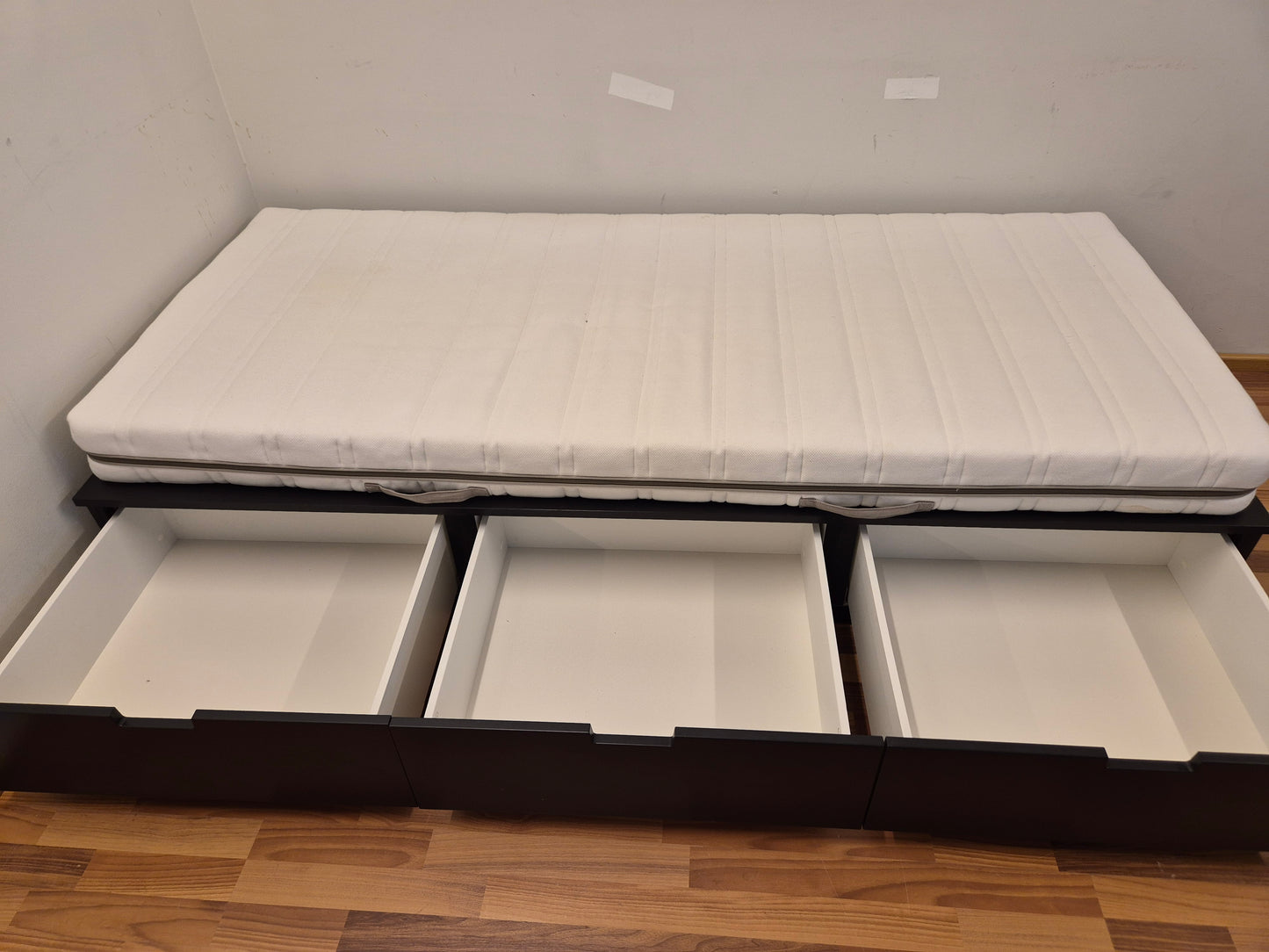 Ikea Nordli Sängynrunko