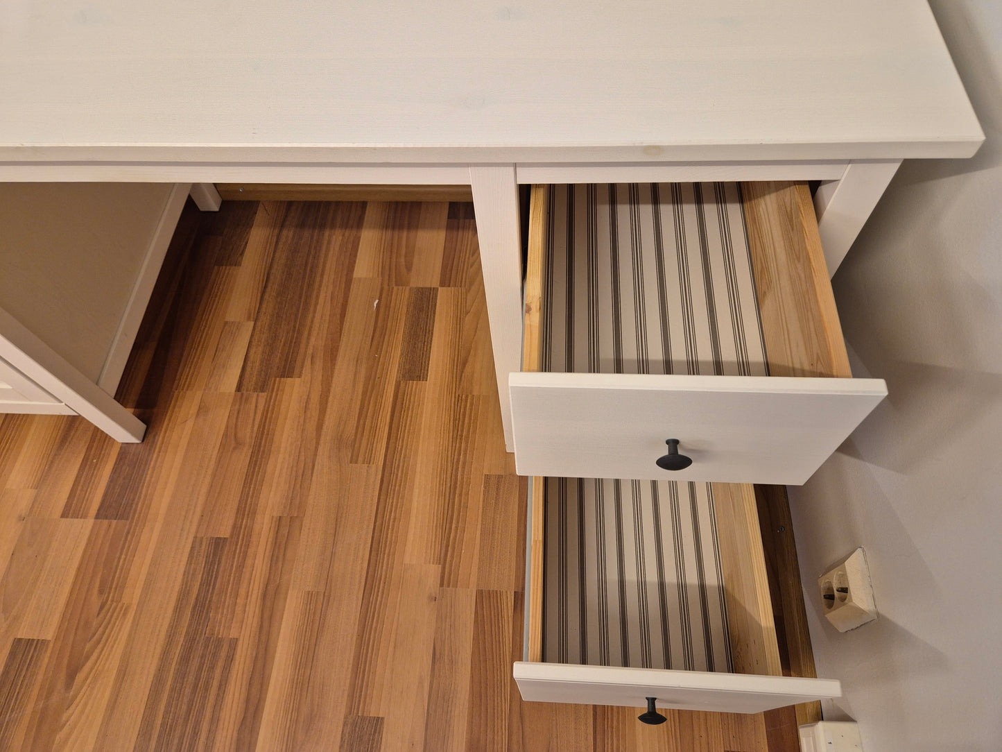 Ikea Hemnes Työpöytä