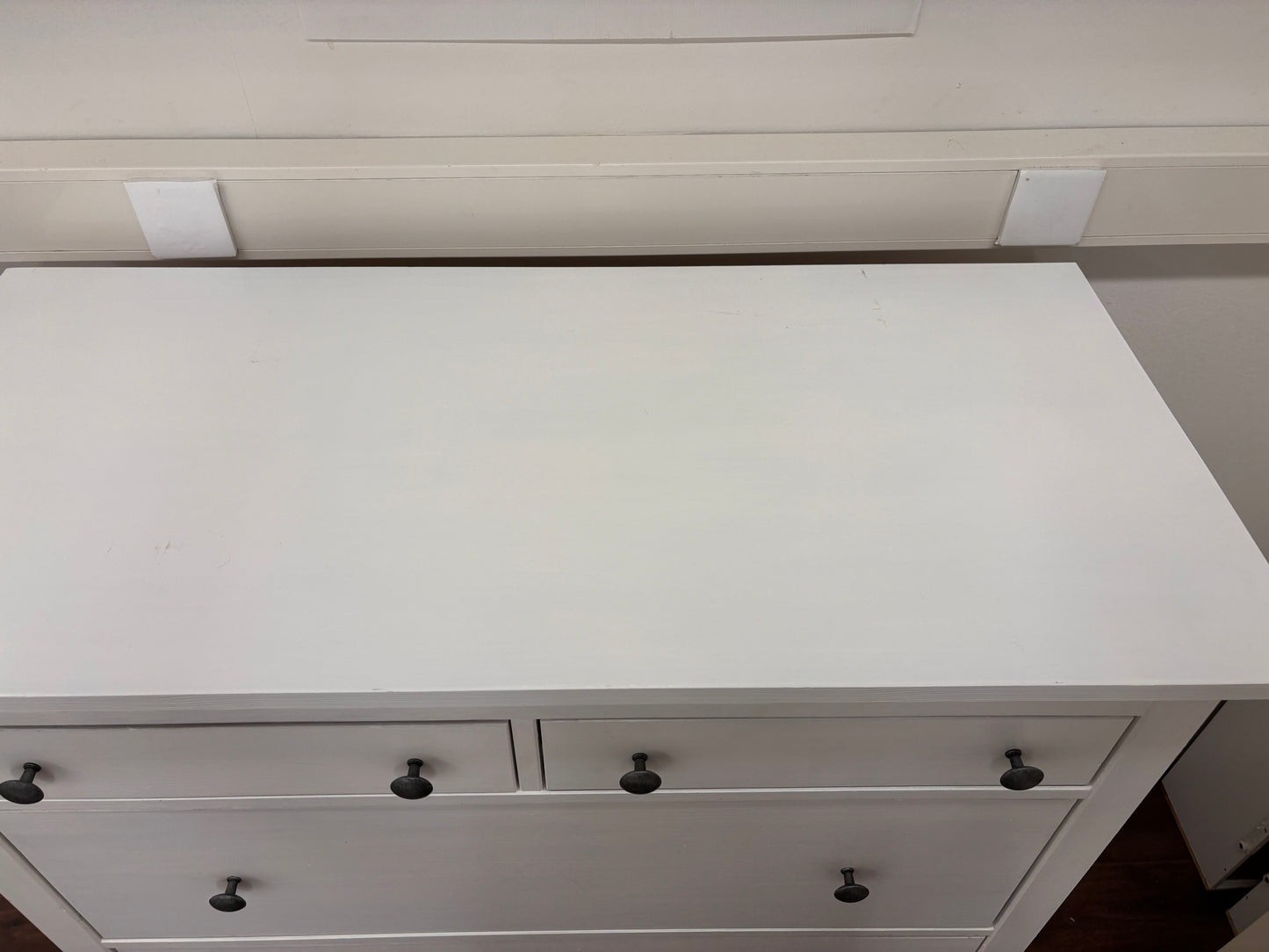 Ikea HEMNES Lipasto, 6 laatikkoa, valkoiseksi petsattu, 108x131 cm Kalustori