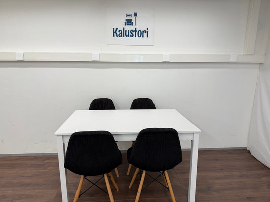Jysk Ruokapöytä ja 4 Tuolia Kalustori