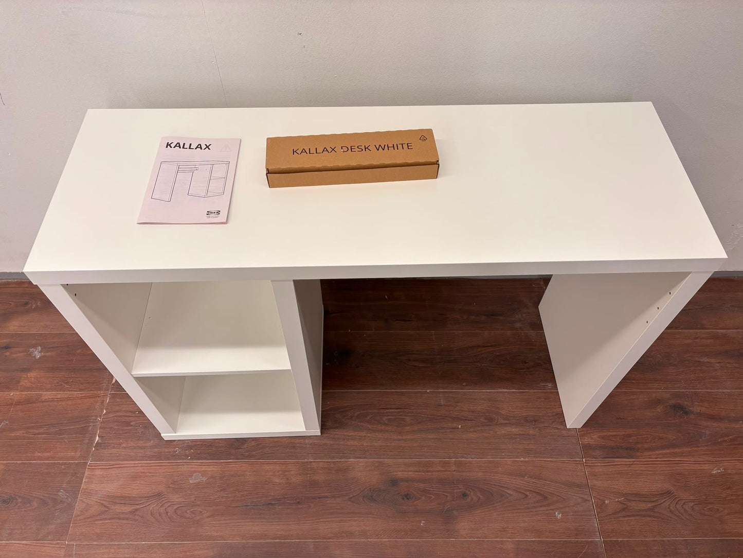 UUSI Ikea KALLAX Työpöytä, valkoinen, 111x39 cm Kalustori
