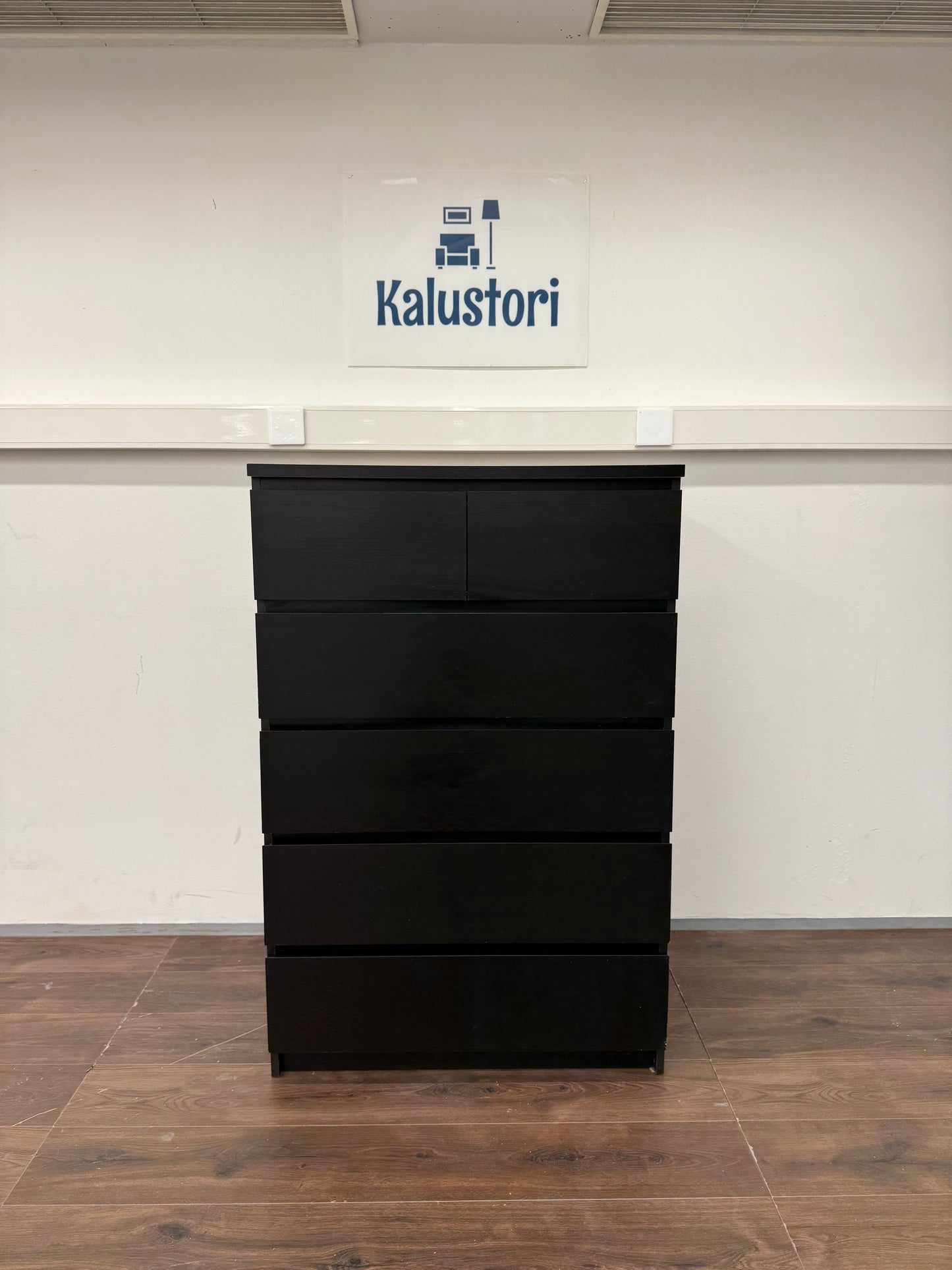 Ikea Malm Lipasto, 6 laatikkoa, Musta , 80x123 cm Kalustori