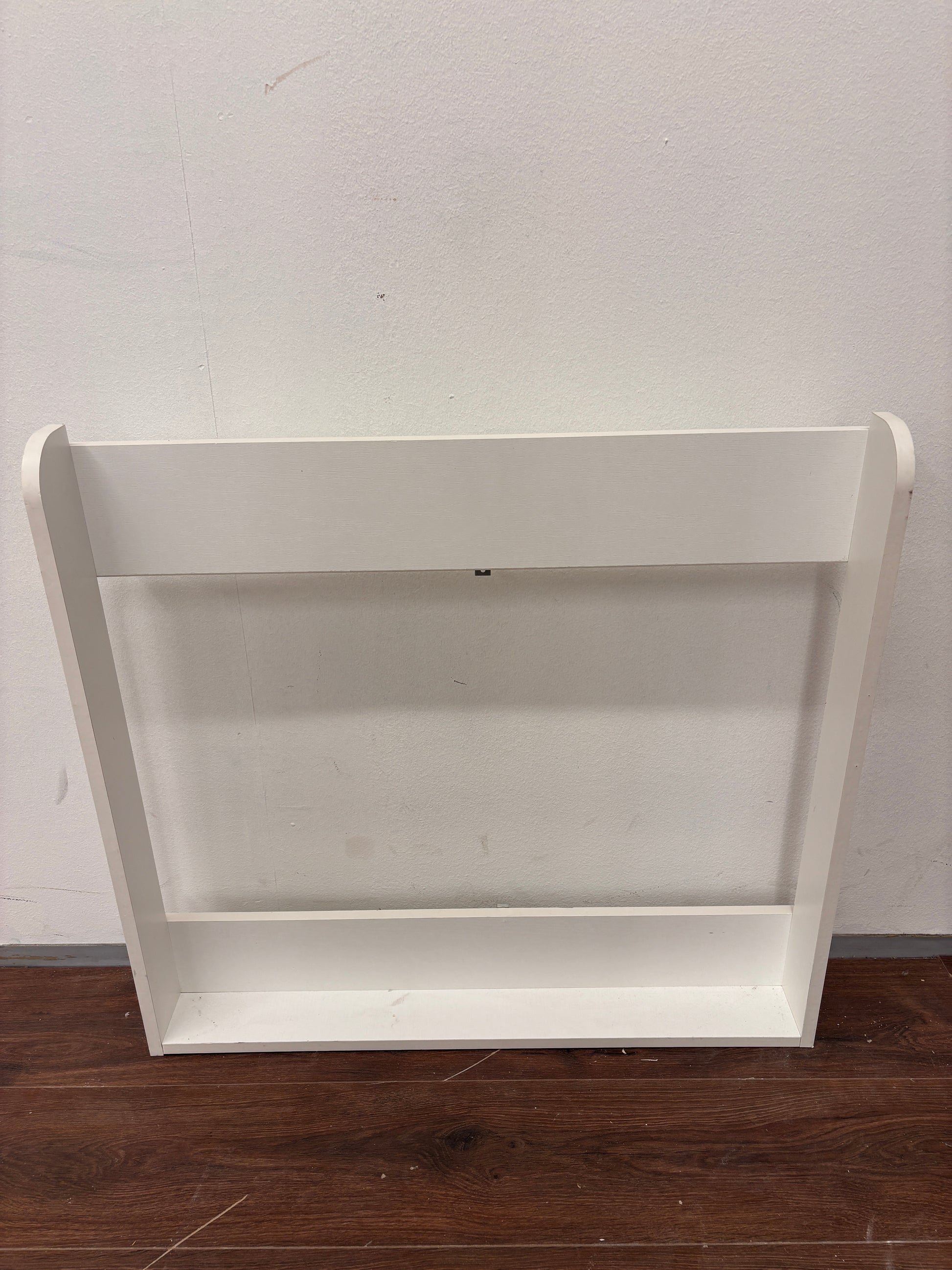 Hoitopöytään turvakaukalo 80x74 cm Kalustori