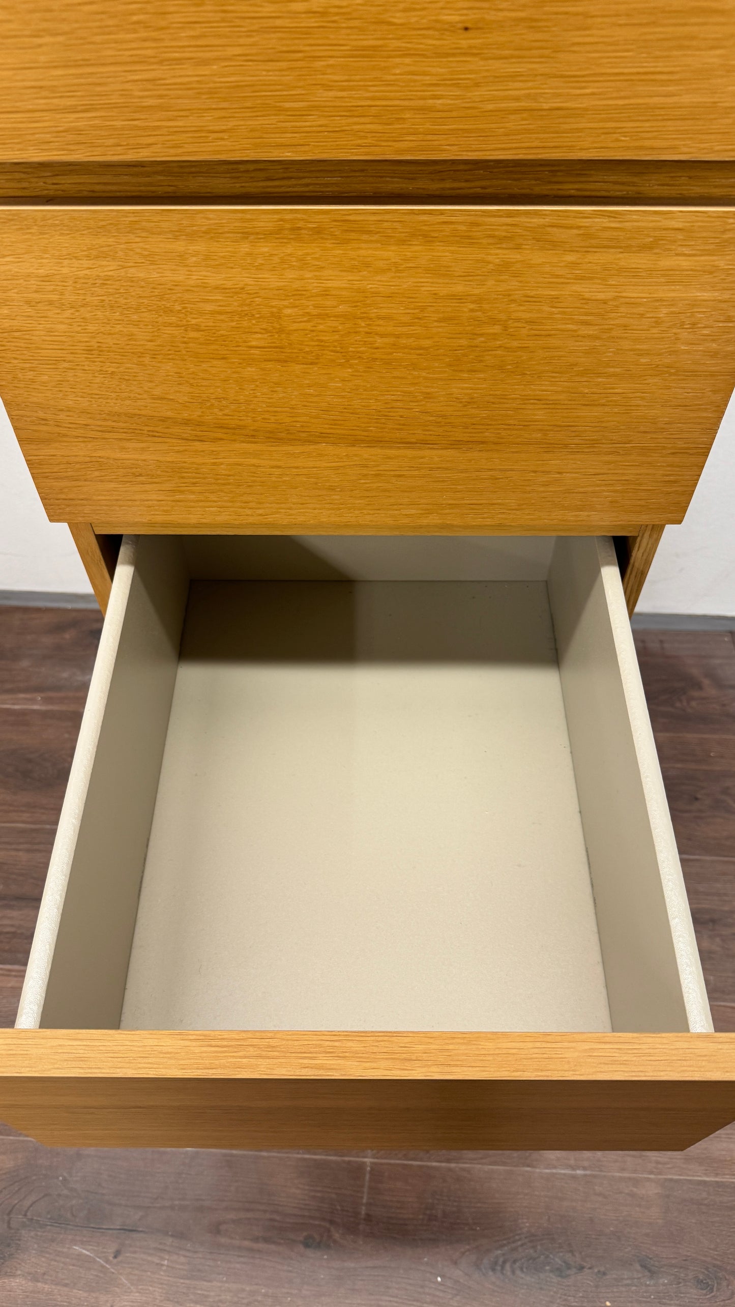 Ikea MALM Korkea Lipasto Peilillä 123x48 cm Kalustori