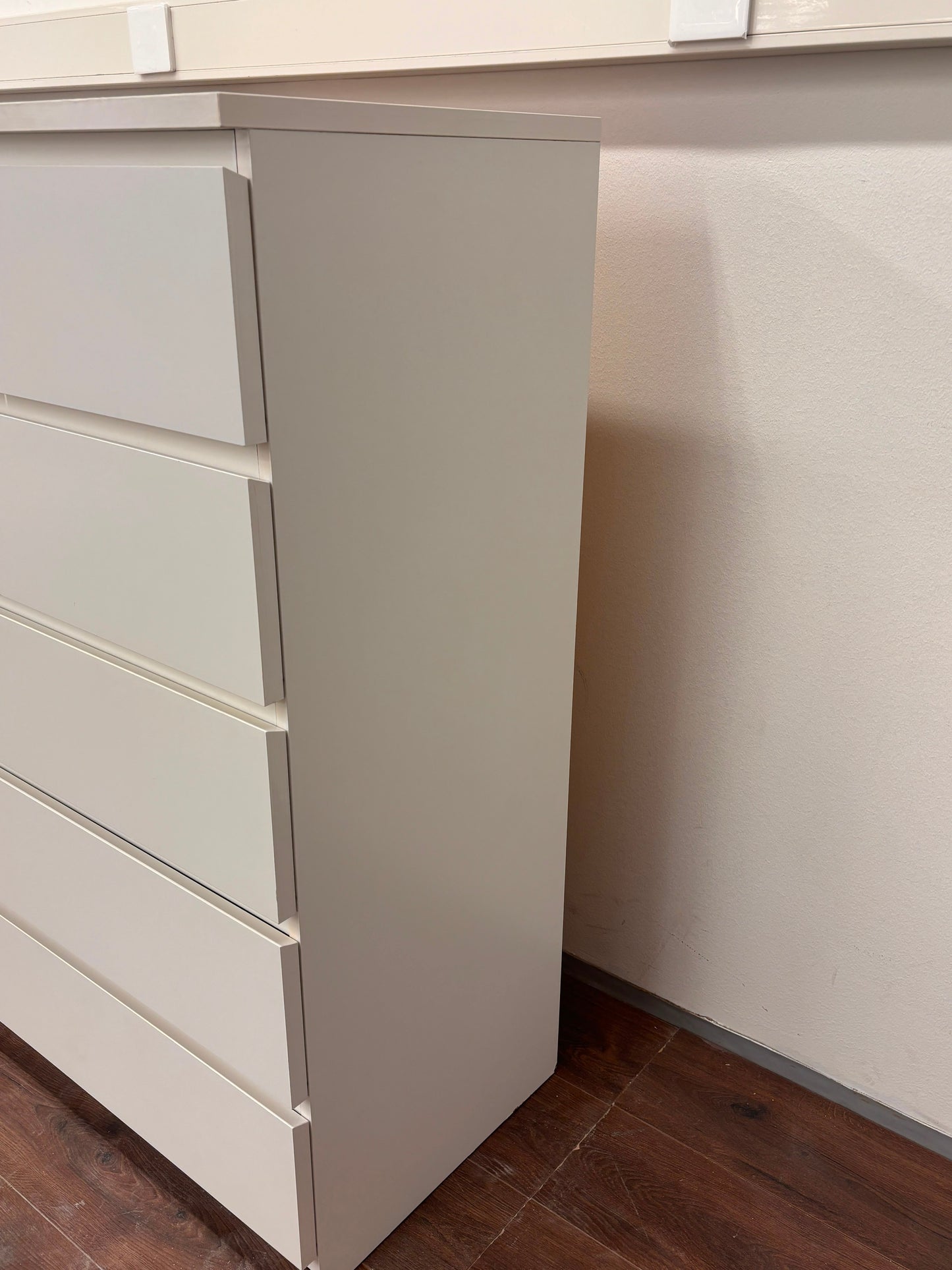 Ikea MALM Lipasto, 6 laatikkoa, valkoinen, 80x123 cm Kalustori