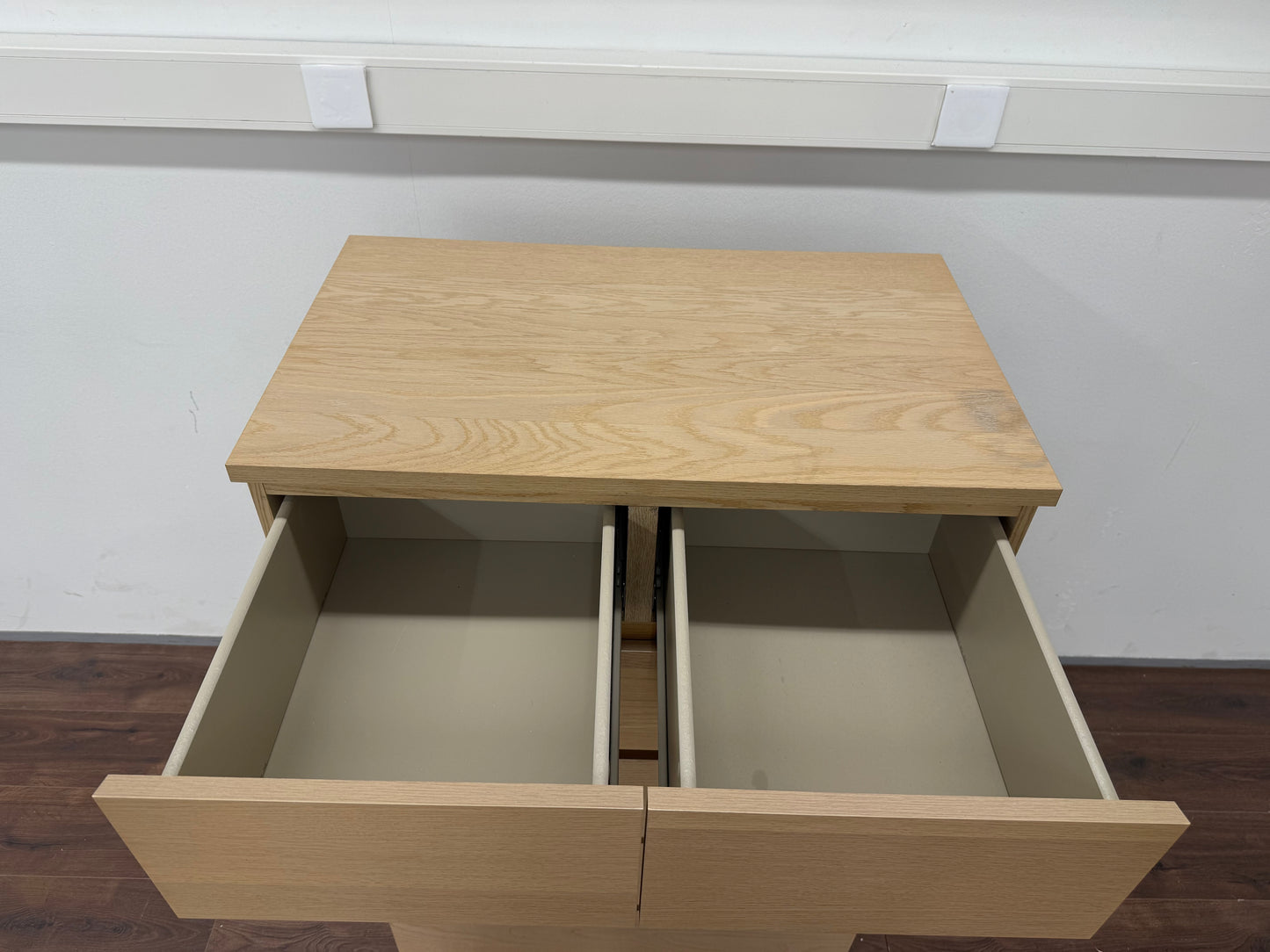Ikea MALM Lipasto, 6 laatikkoa, vaaleaksi petsattu tammiviilu, 80x123 cm Kalustori