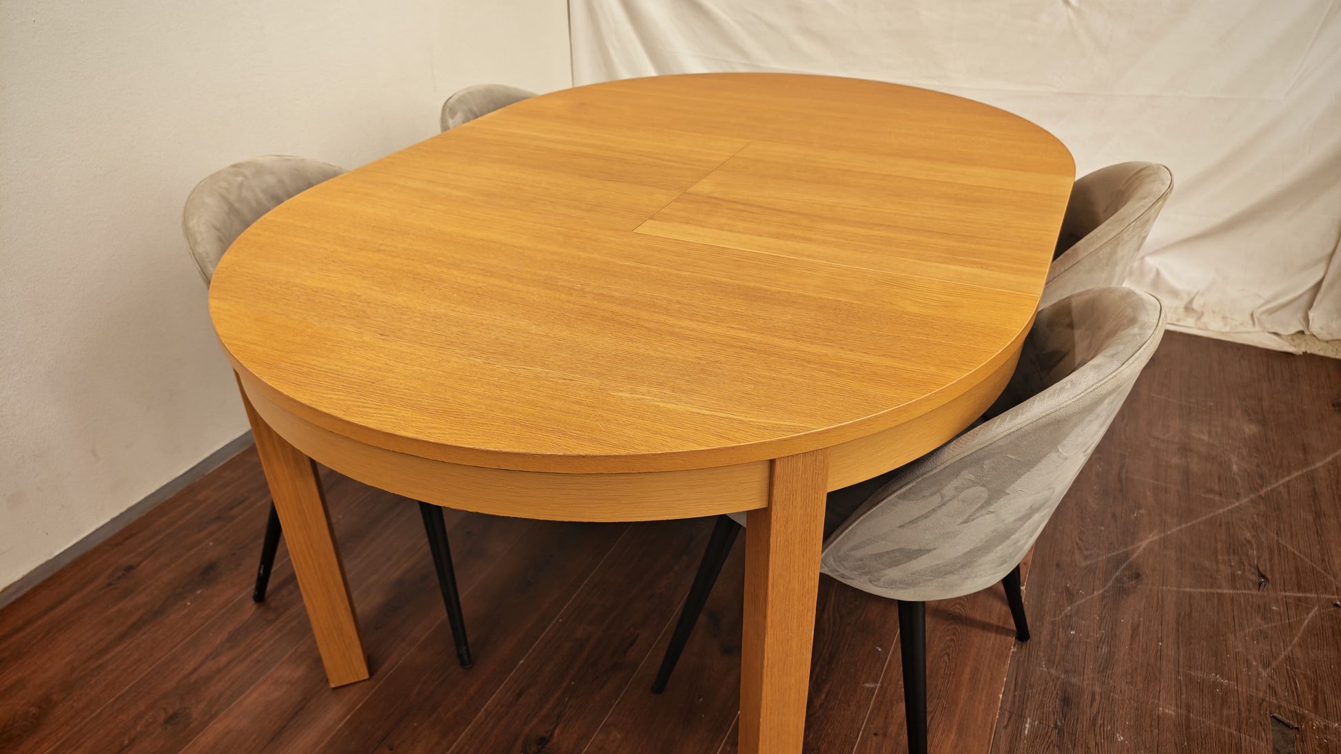 Ikea Bjursta Ruokapöytä ja tuolit Kalustori