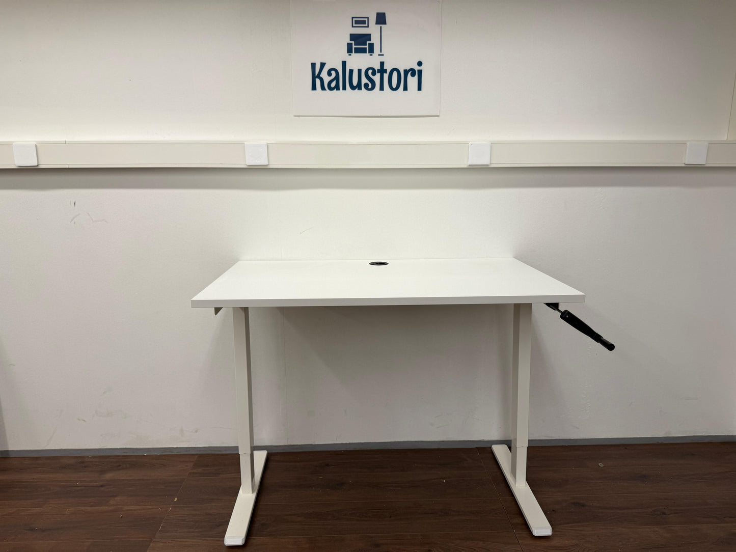 Belliani Säädettävä Työpöytä Kalustori