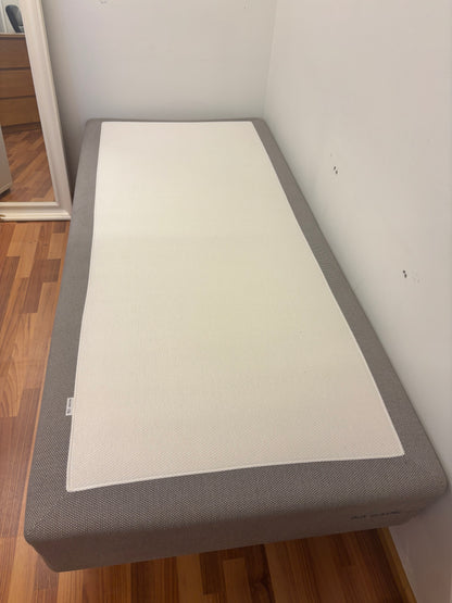 90cm x 200cm DUX Sänky