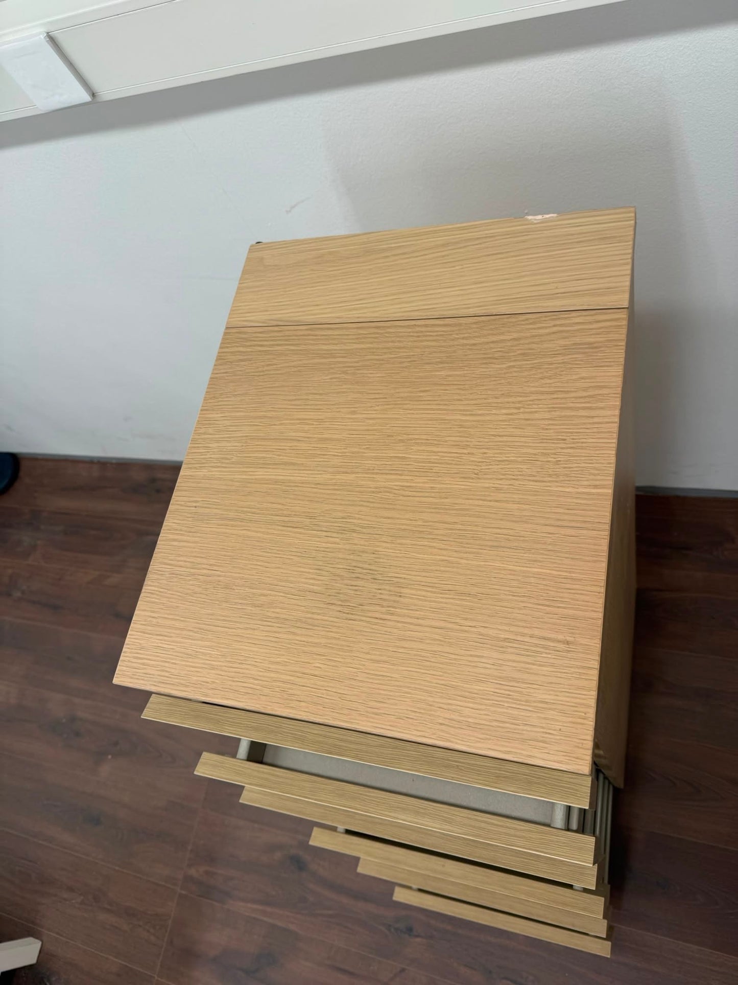 Ikea Malm Lipasto Peilillä Kalustori