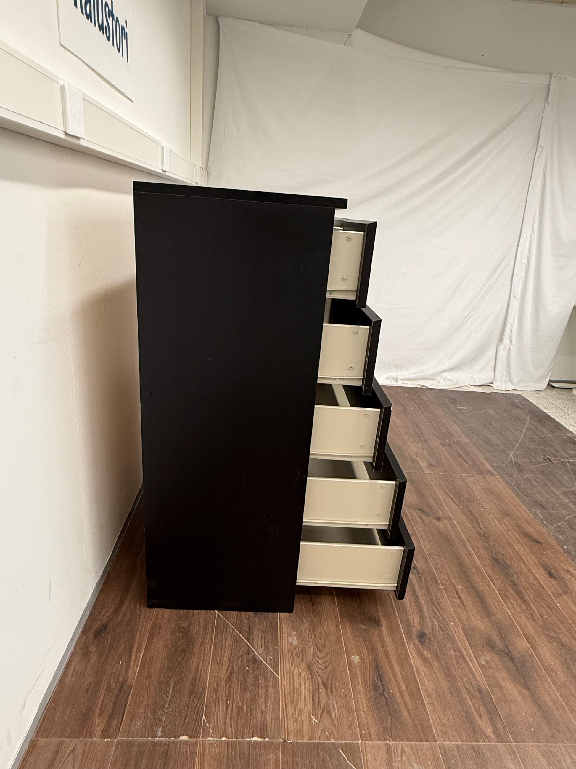 Ikea Malm Lipasto, 6 laatikkoa, Musta , 80x123 cm Kalustori