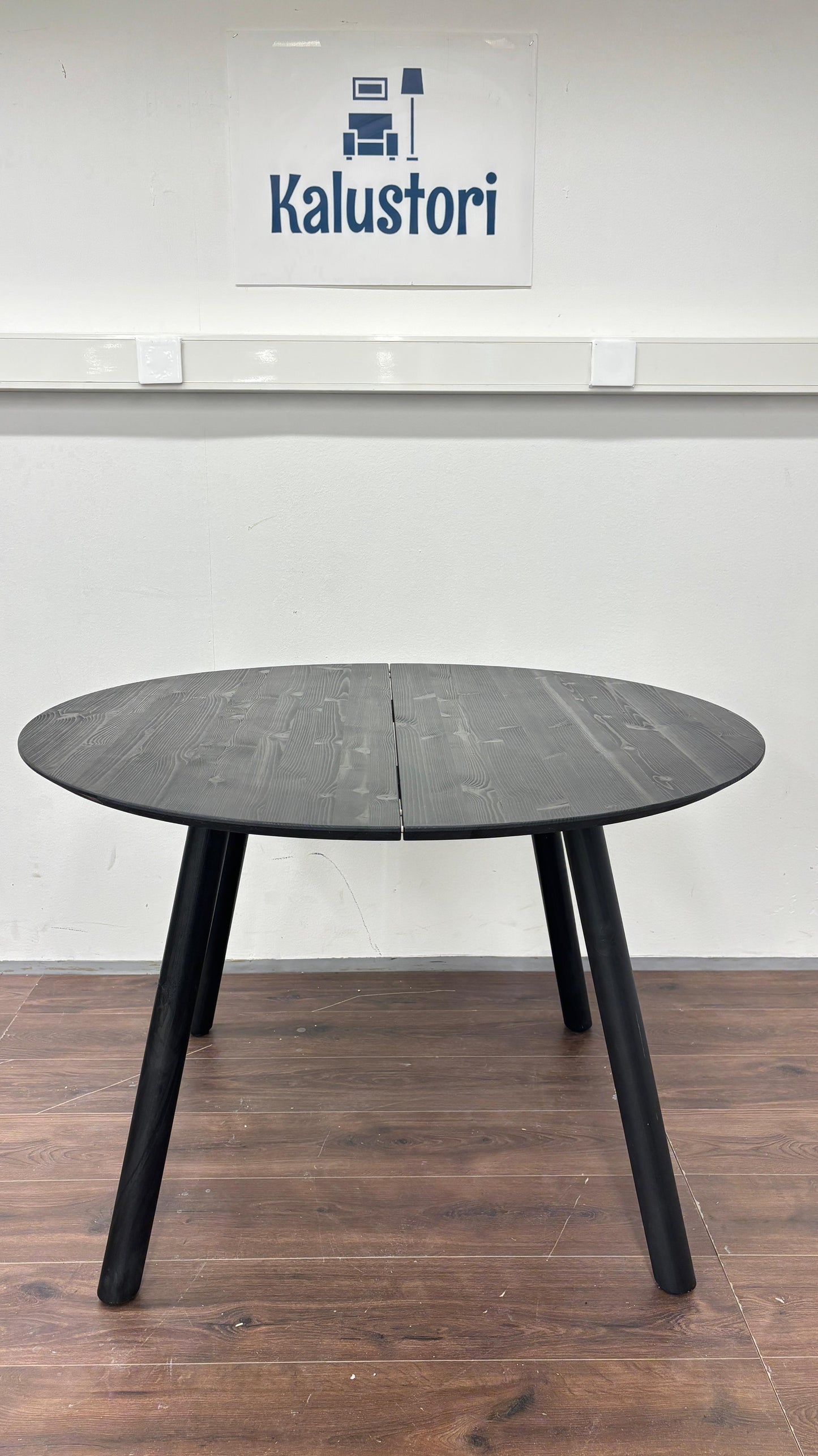 Pyöreä Ruokapöytä 115cm Kalustori