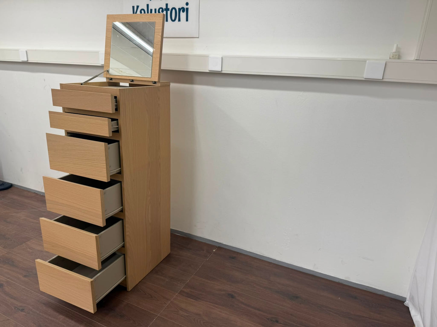 Ikea Malm Lipasto Peilillä Kalustori