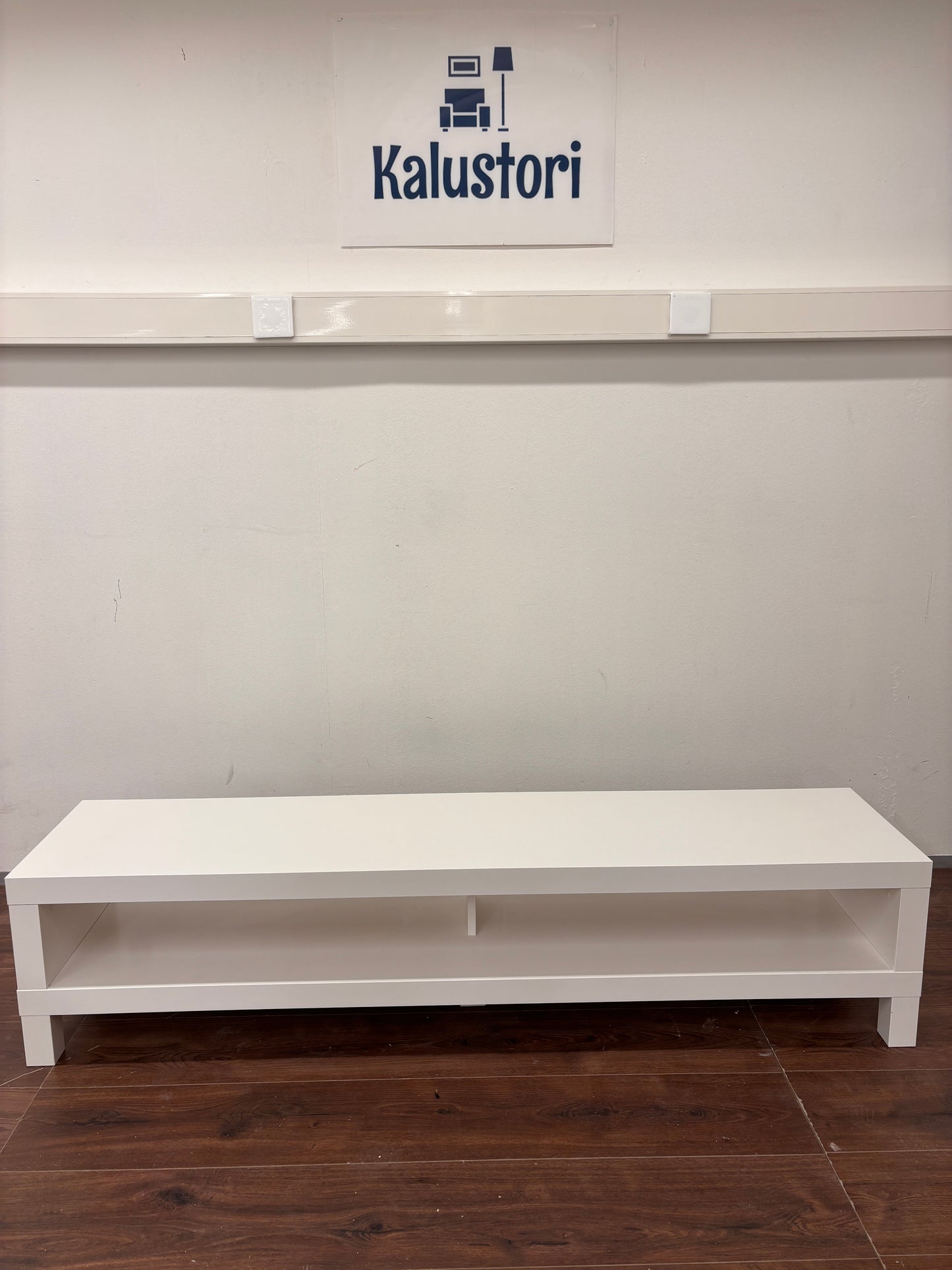 IKEA LACK tv-taso Kalustori