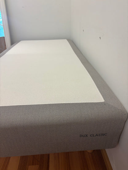 90cm x 200cm DUX Sänky