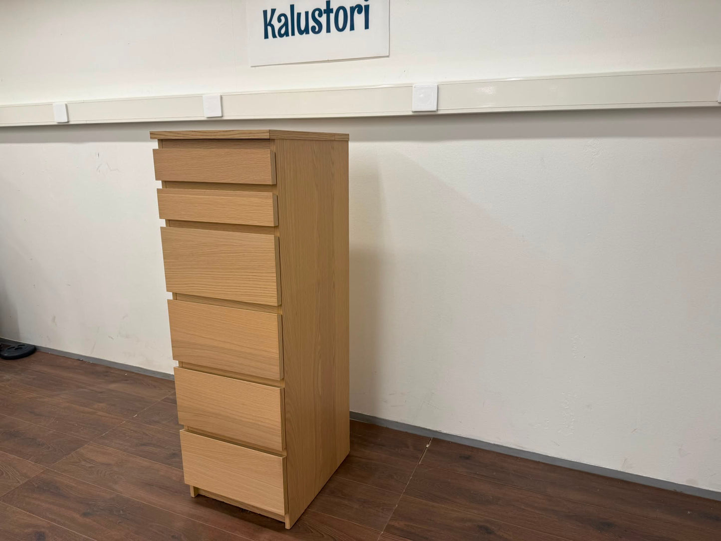 Ikea Malm Lipasto Peilillä Kalustori