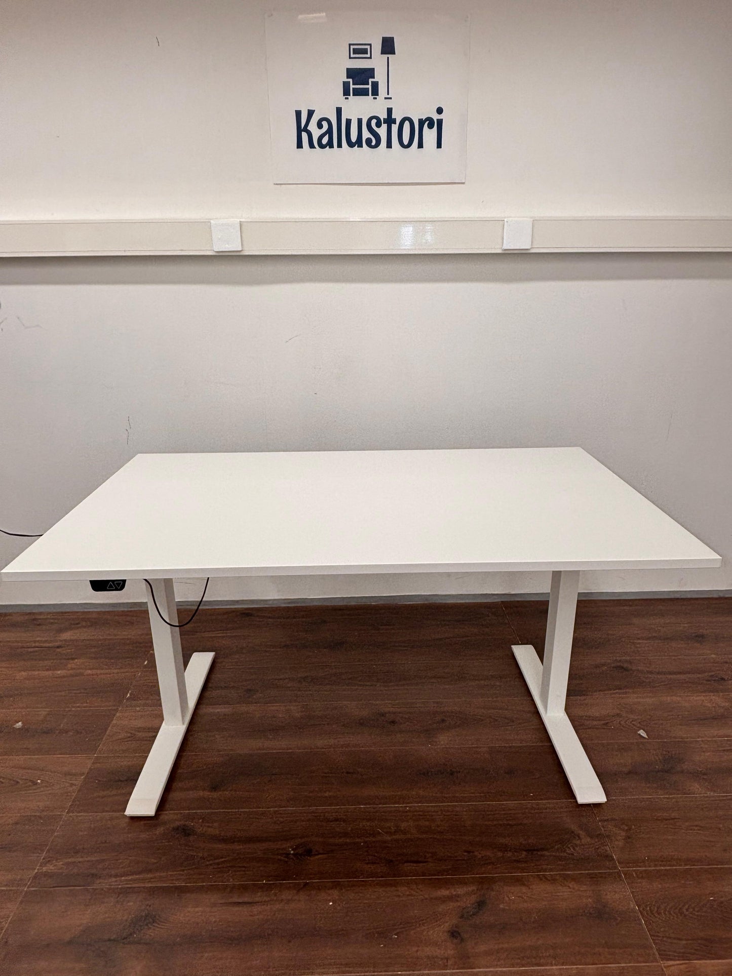 Ikea Rodulf sähköpöytä Kalustori