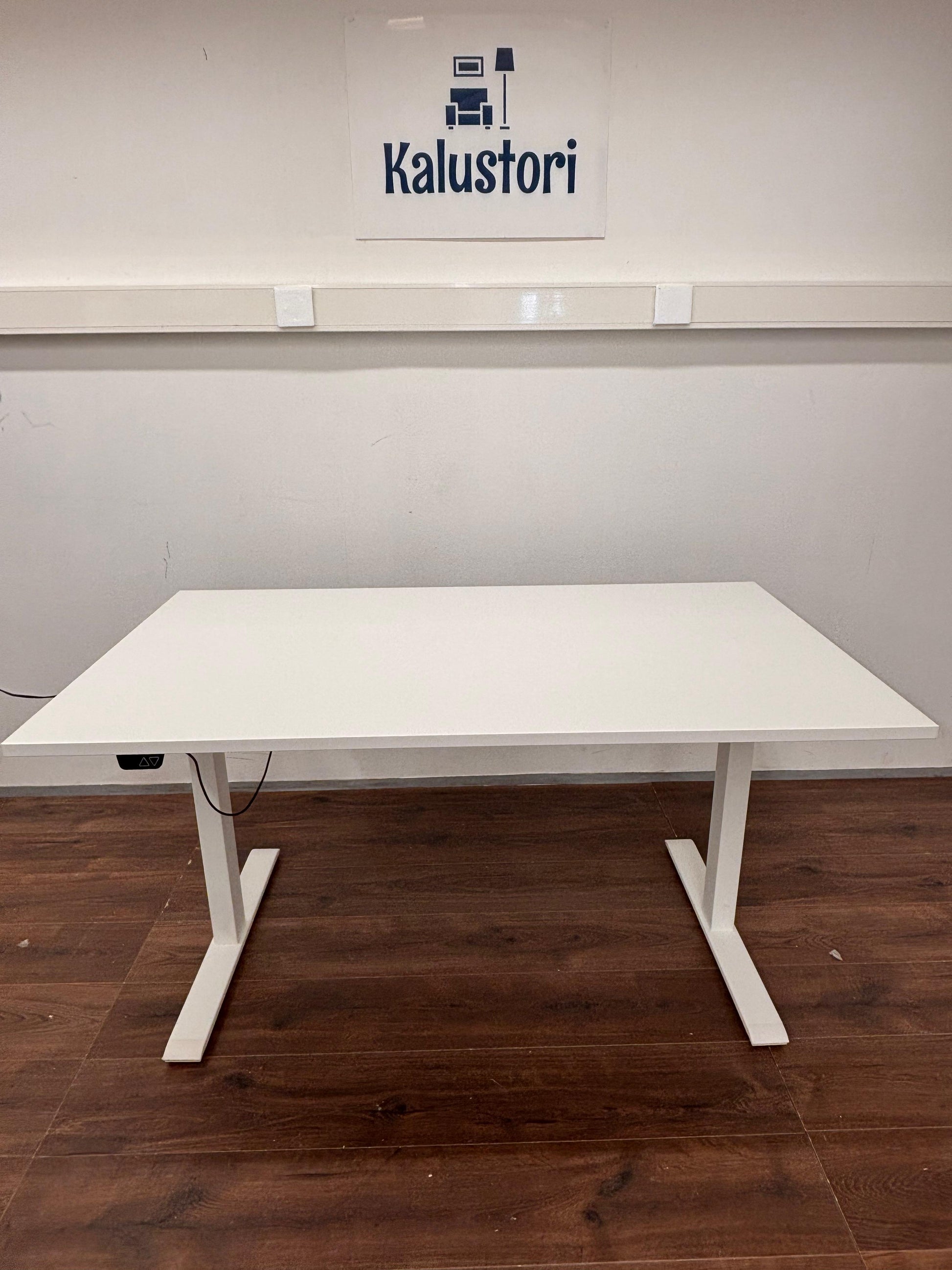 Ikea Rodulf sähköpöytä Kalustori