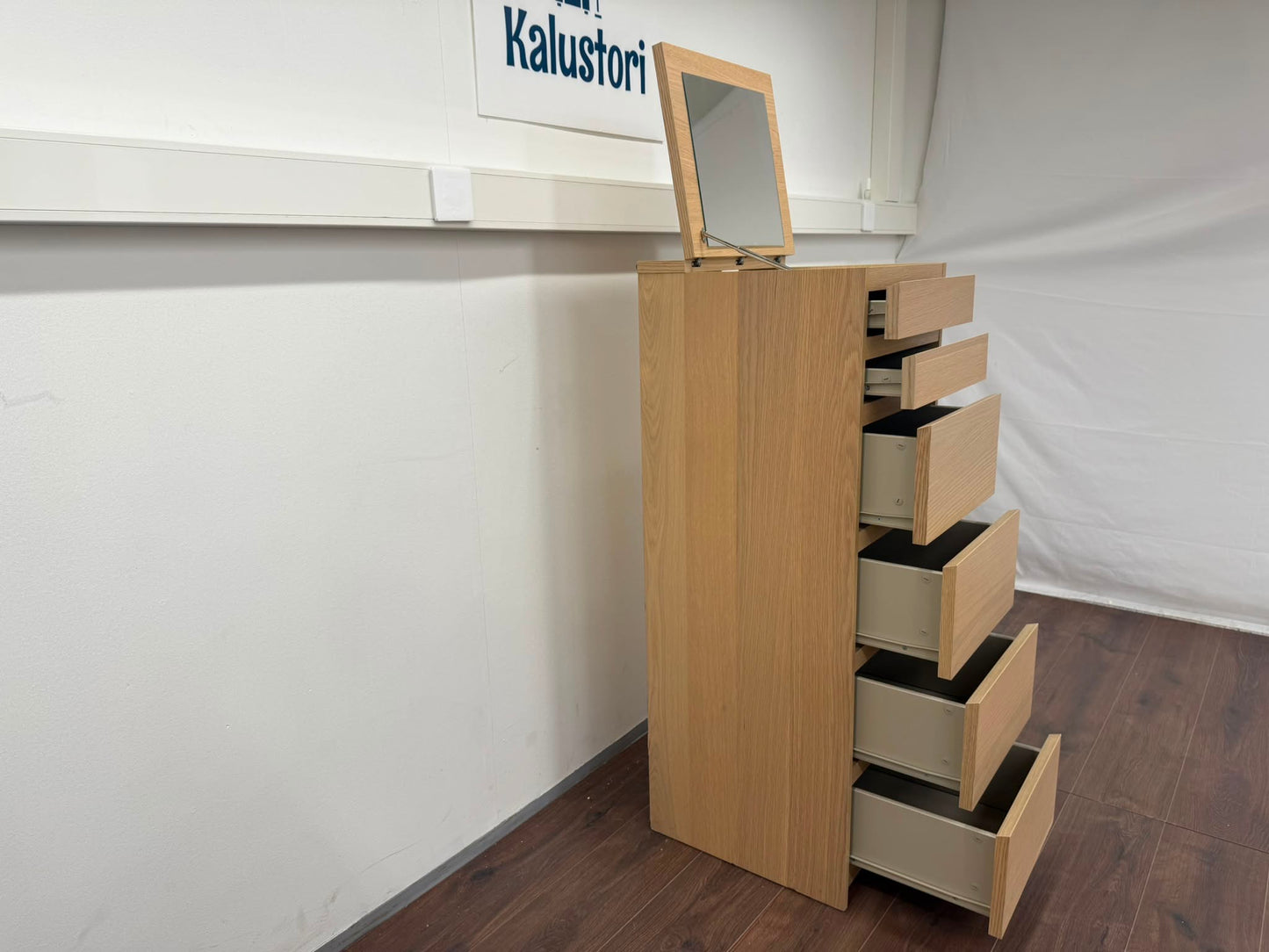 Ikea Malm Lipasto Peilillä Kalustori
