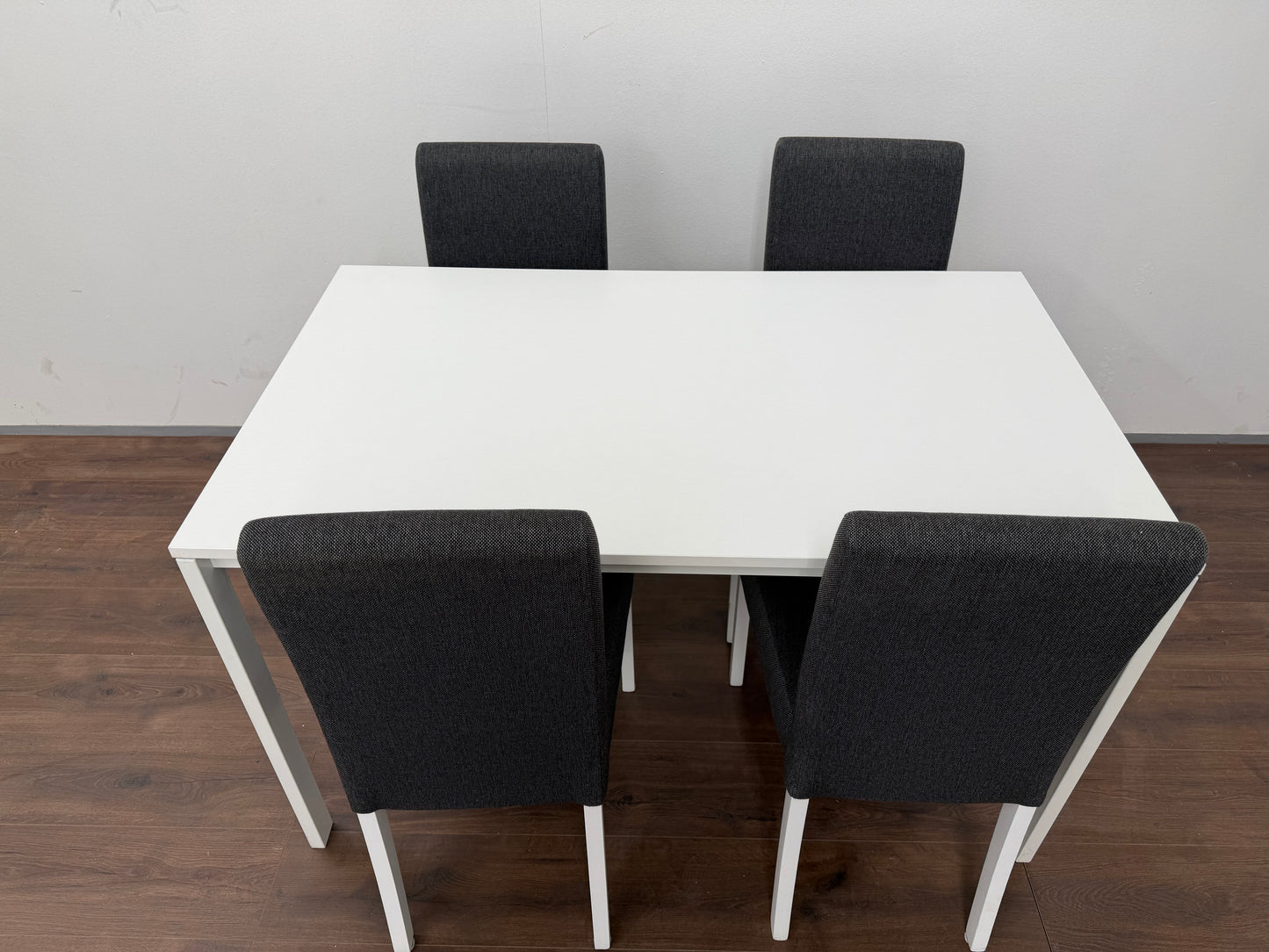 Ikea Melltorp Ruokapöytä ja 4 Tuolia Kalustori