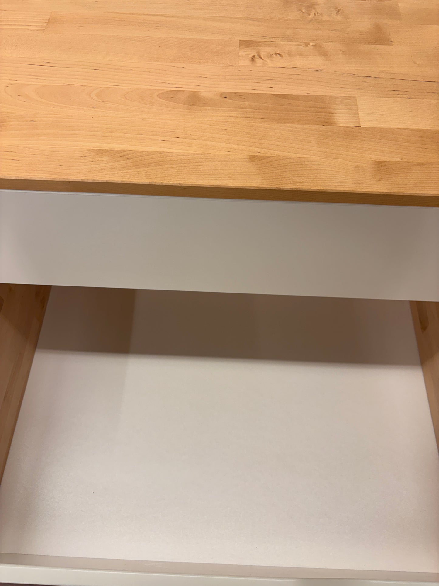 Ikea Mandal valkoinen ja luonnonvärinen kuuden laatikon lipasto Kalustori