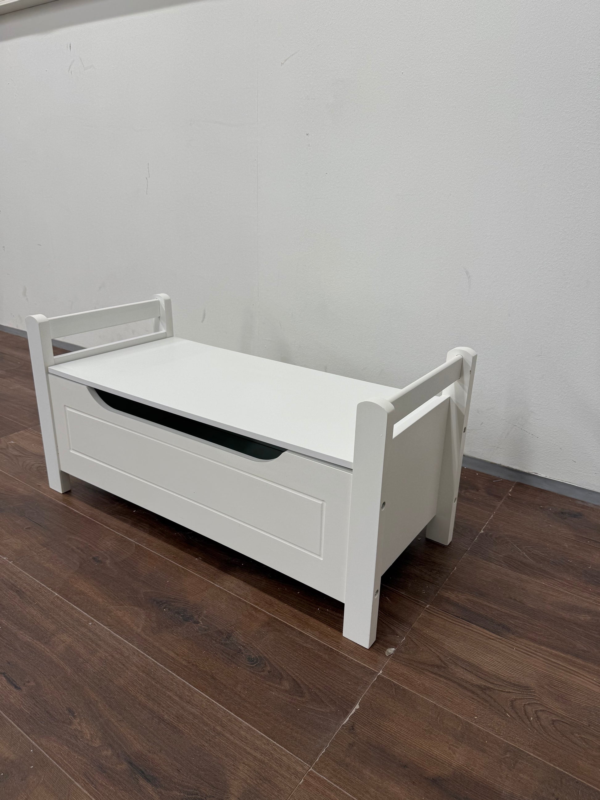 Arkkupenkki 90 x 38 Kalustori